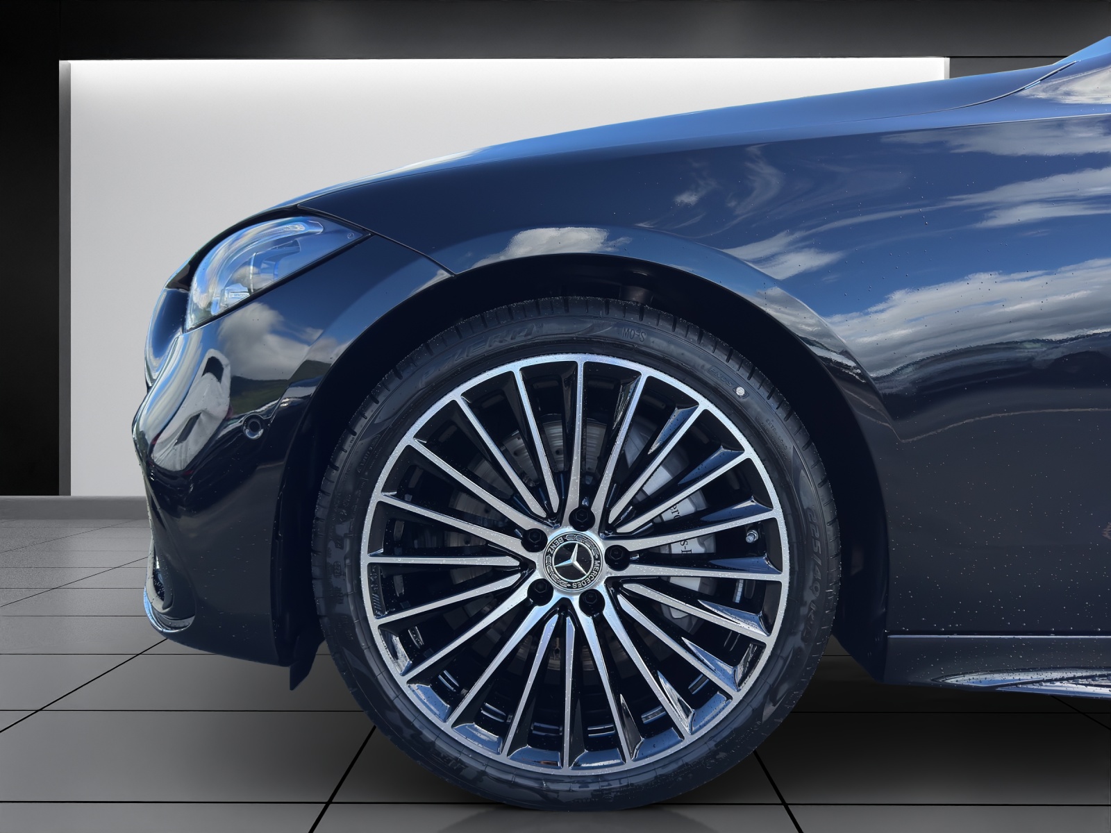 MERCEDES-BENZ C 220 d T 4 Matic Swiss Star-image-12