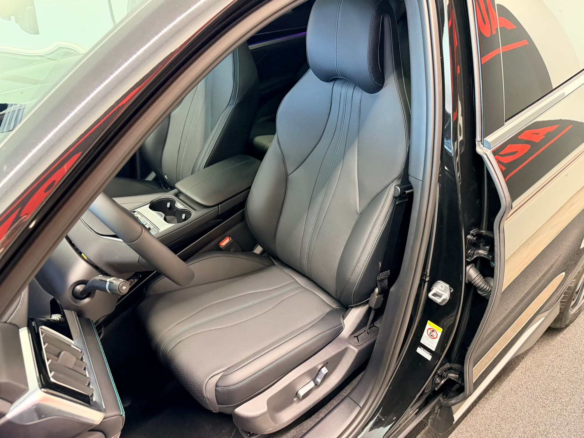 BYD Seal U DM-i Design AWD-image-14
