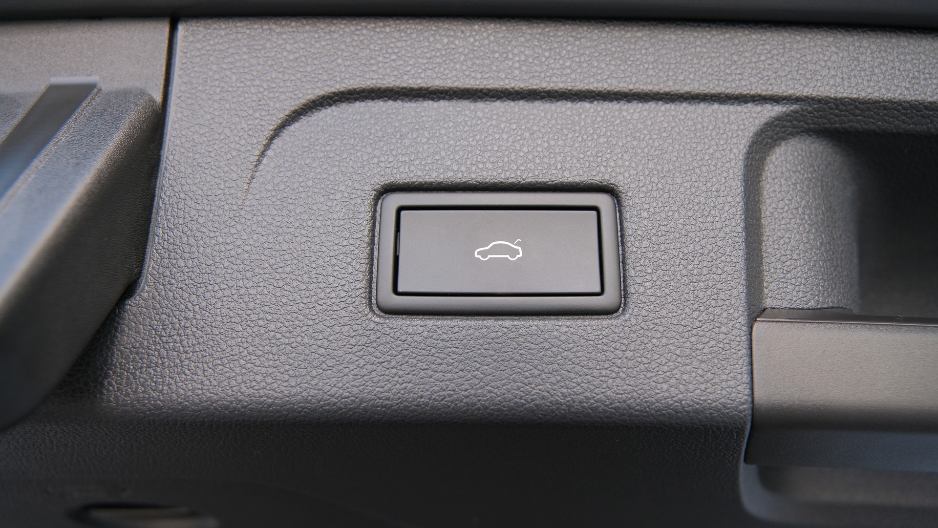 VW Touran 1.5 TSI EVO Comfortline United R Line DSG-image-25