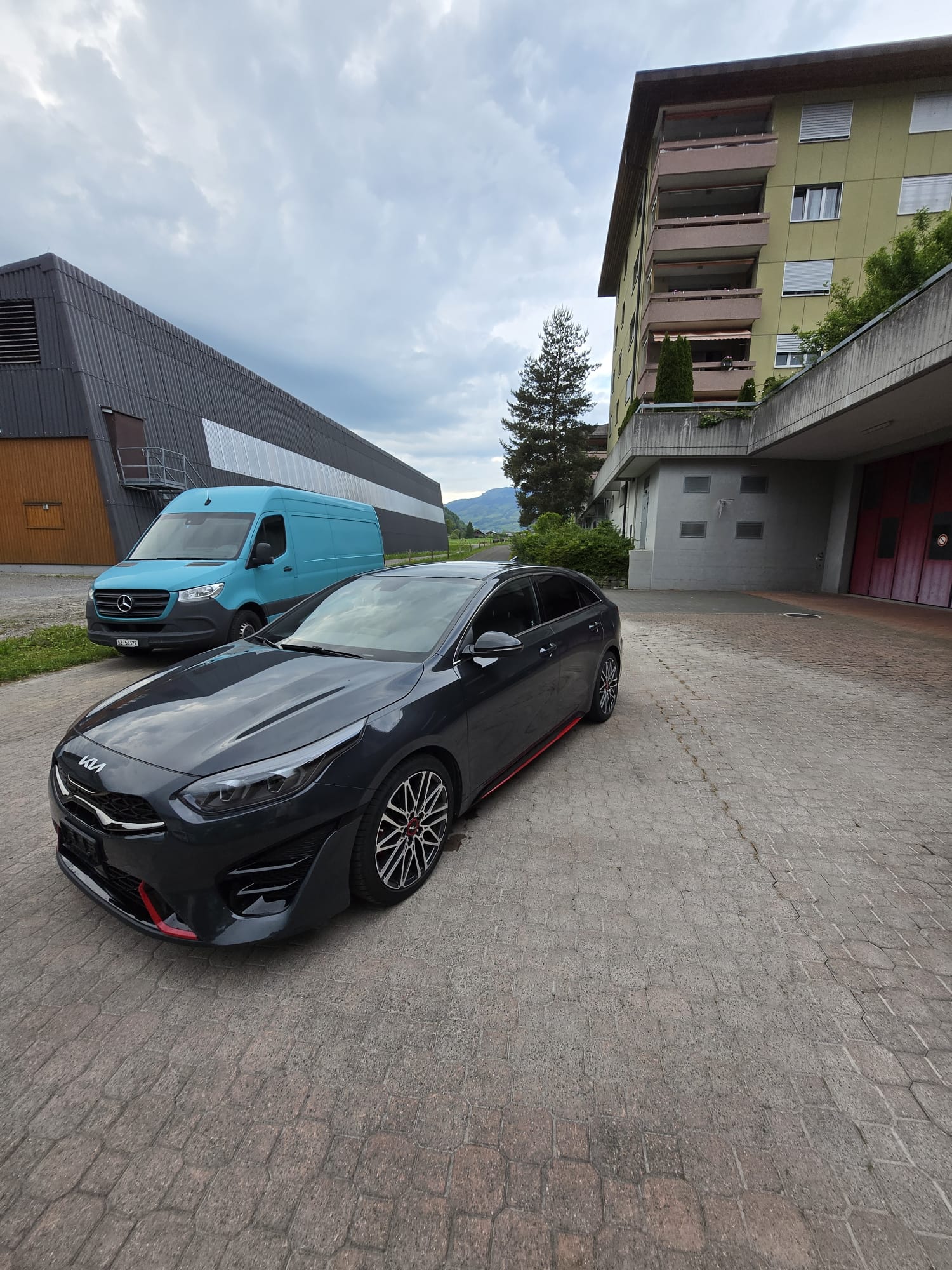 KIA 1.6 T-GDi GT