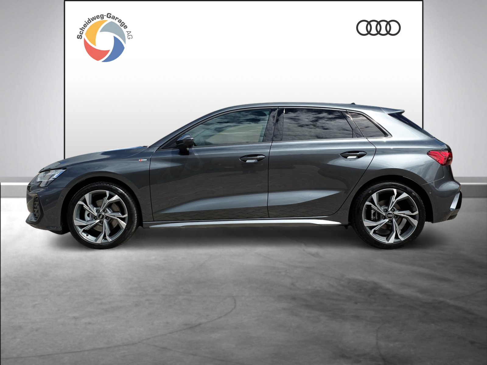 AUDI A3 Sportback TFSI 150 kW quattro S line S tronic-image-2