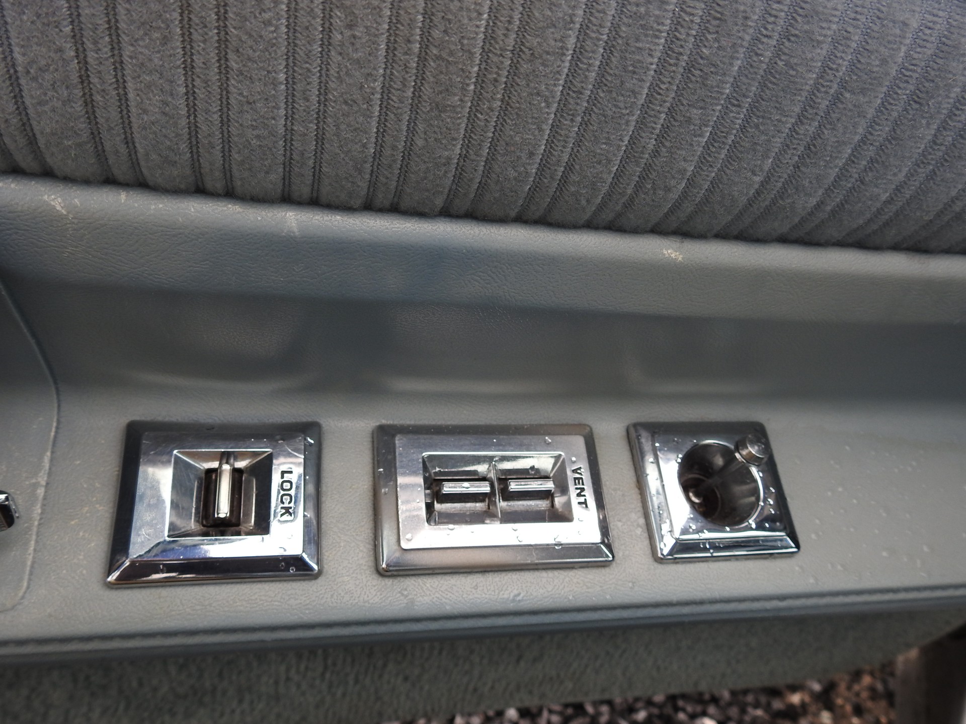 CHEVROLET Malibu Classic-image-17