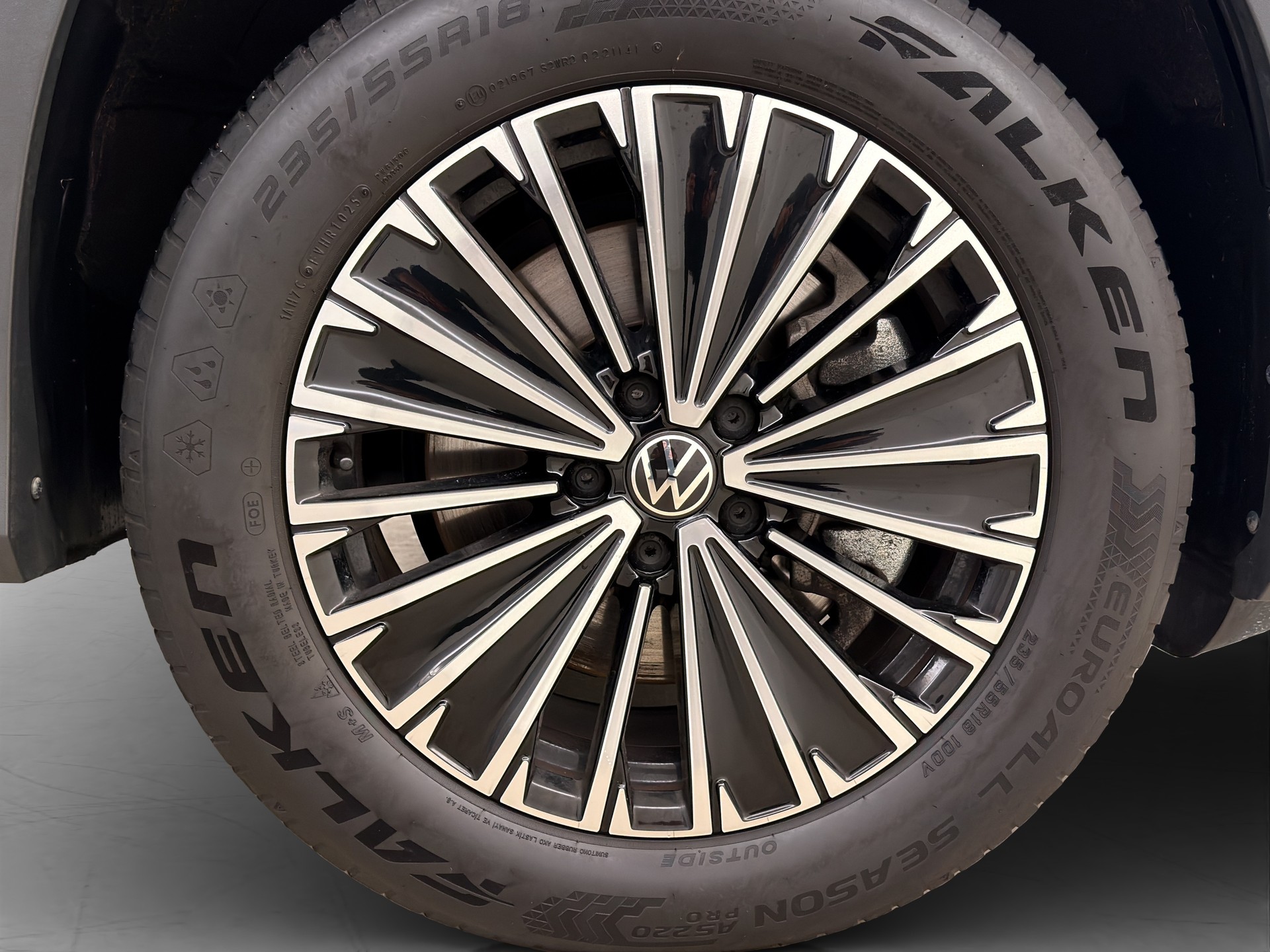 VW Tayron 2.0 TSI Elegance DSG 4Motion-image-8