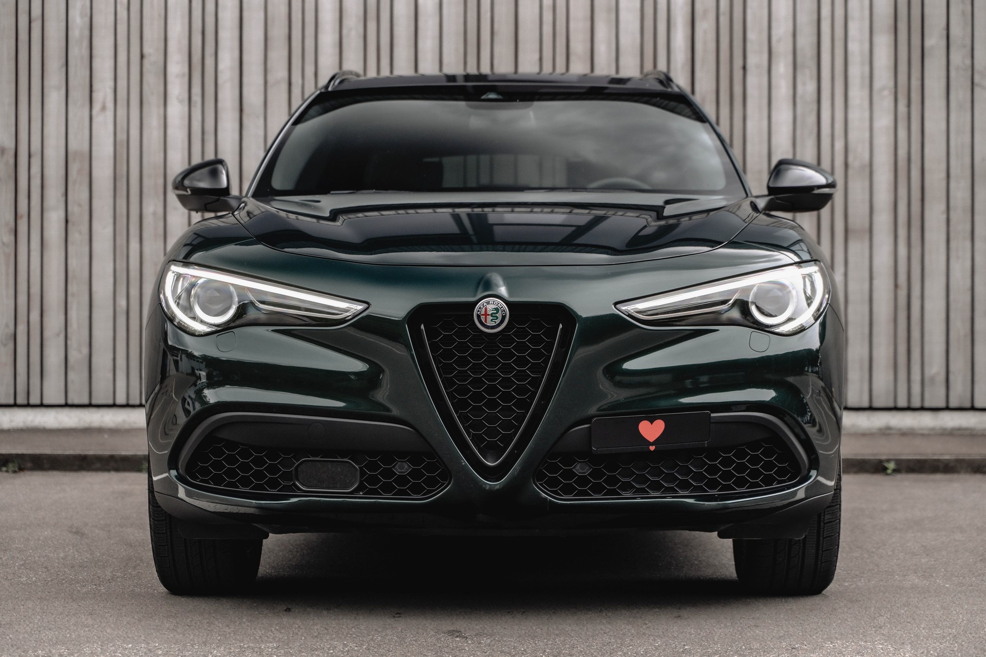 ALFA ROMEO Stelvio 2.2 JTDM Sport Q4 Automatic * FRISCH AB MFK * TOP GEPFLEGTES FAHRZEUG * WP & ZR ERSETZT *-image-1