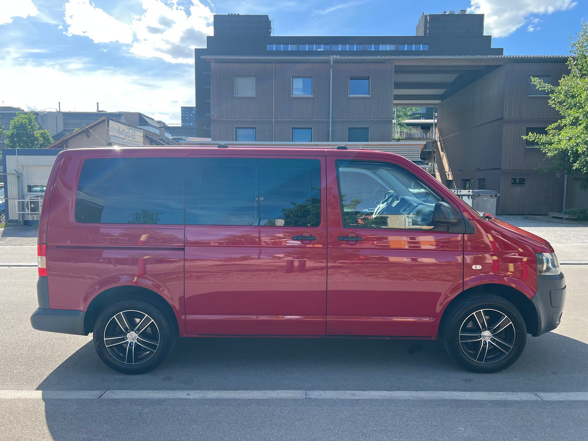 VW T5 2.0 TDI-image-4