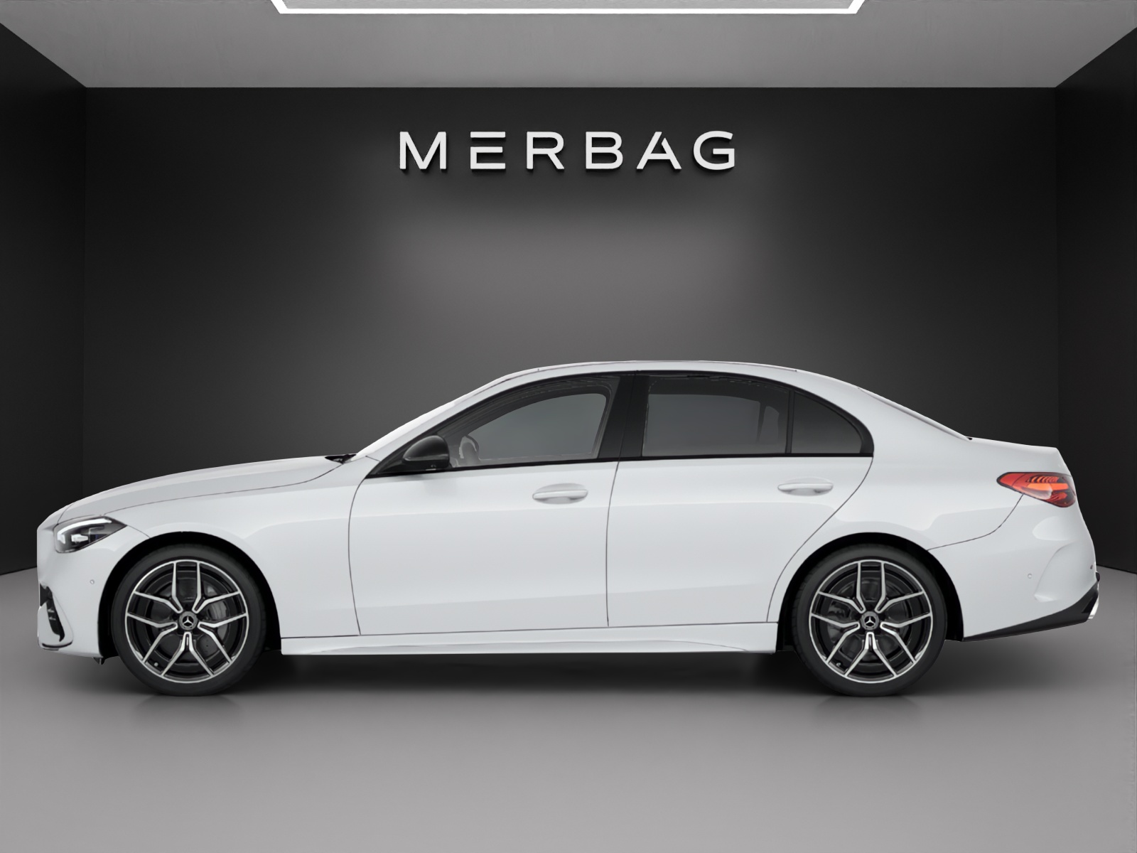 MERCEDES-BENZ C 220 d 4 Matic-image-1