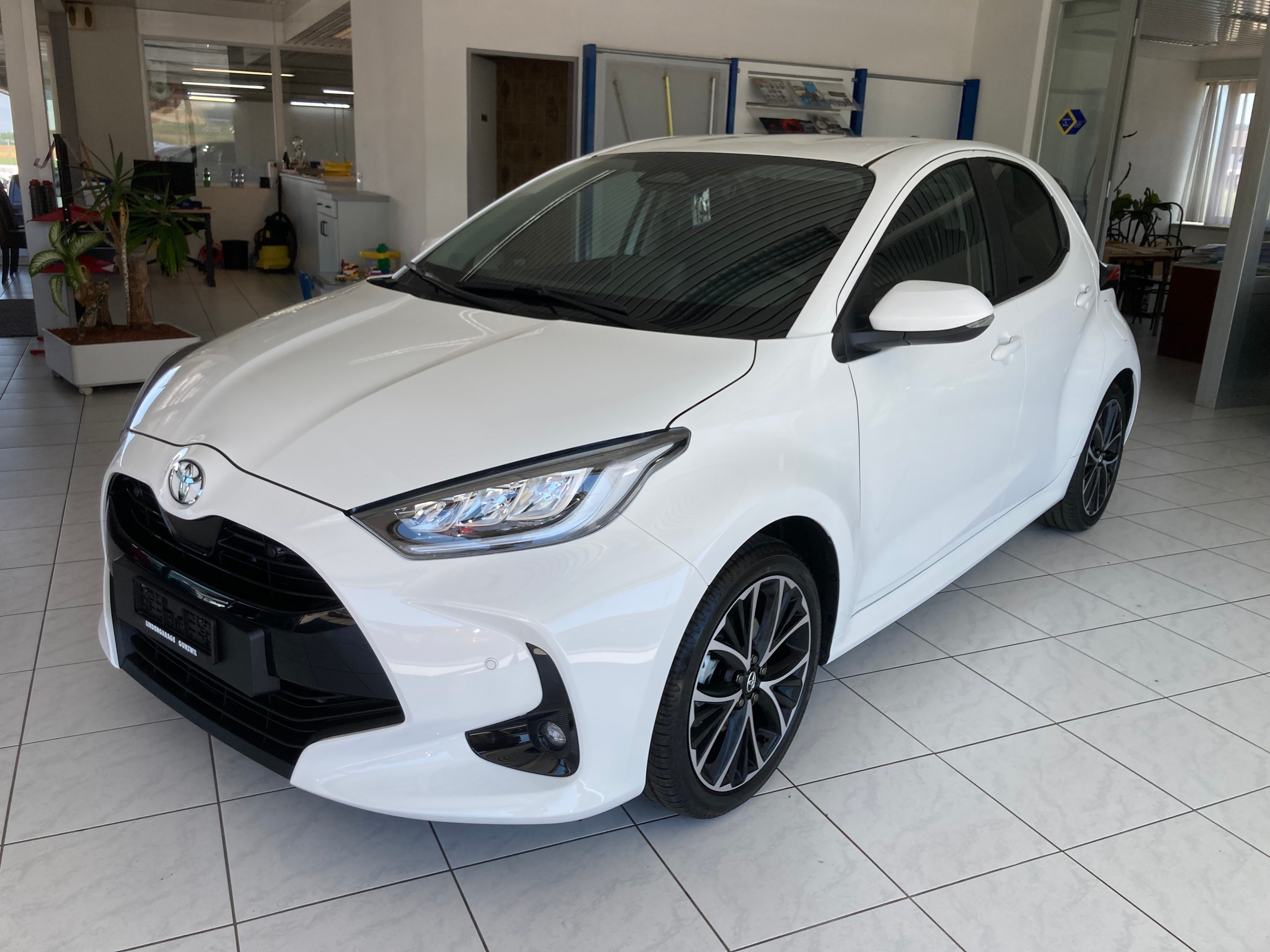 Car photo
