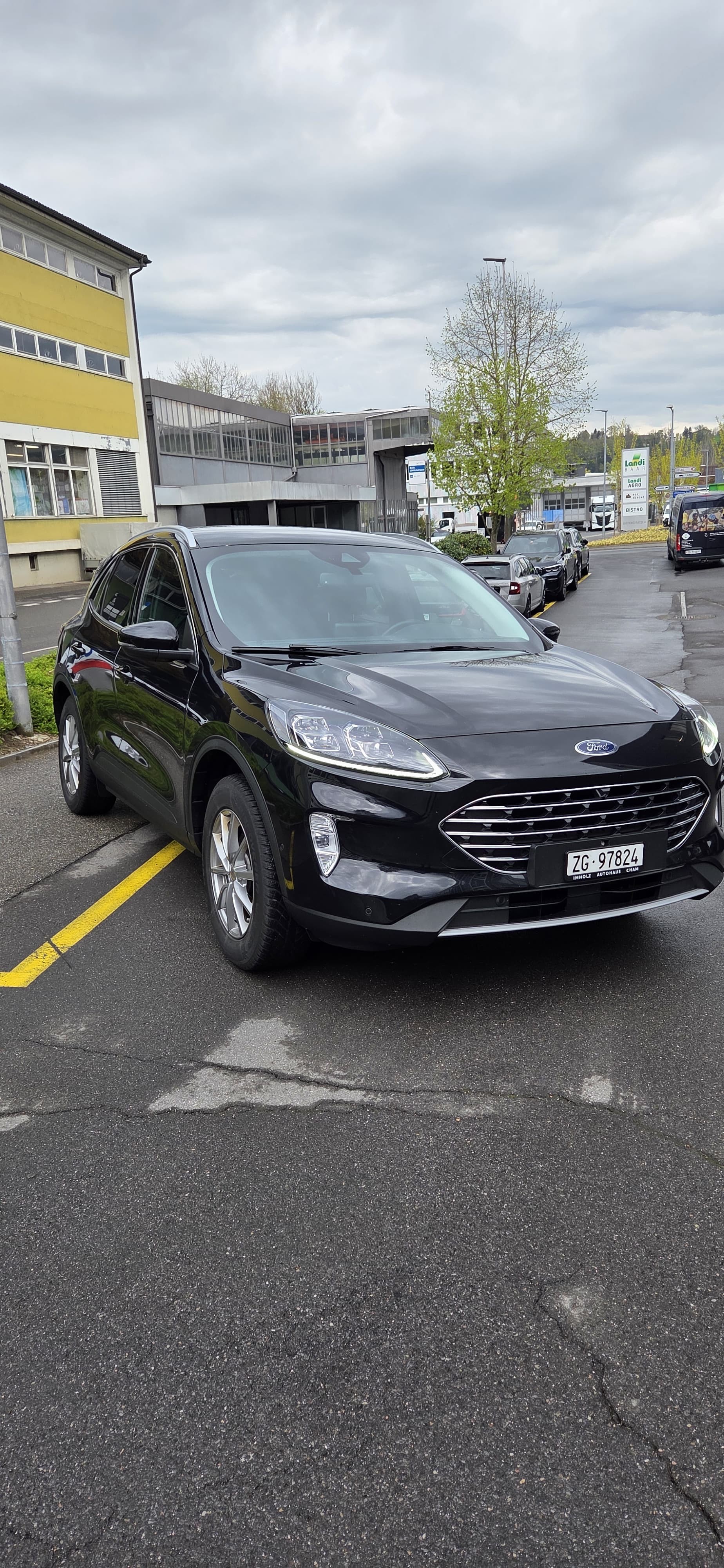 FORD Kuga 2.5 FHEV 4x4-image-0