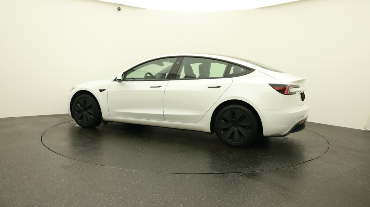 TESLA Model 3 Long Range RWD-image-2