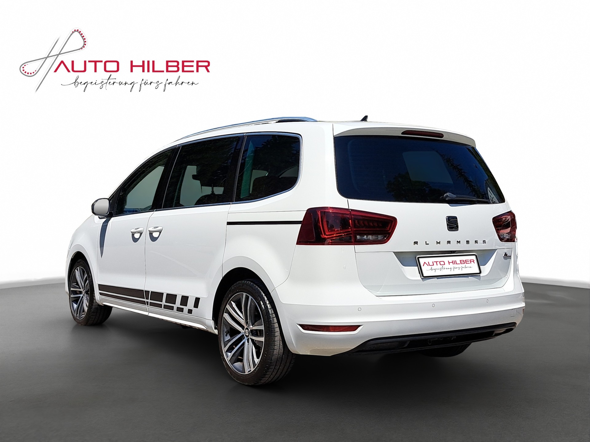 SEAT Alhambra 1.4 TSI DSG SWISS FR2 7-Plätzer Anhängerkupplung-image-4