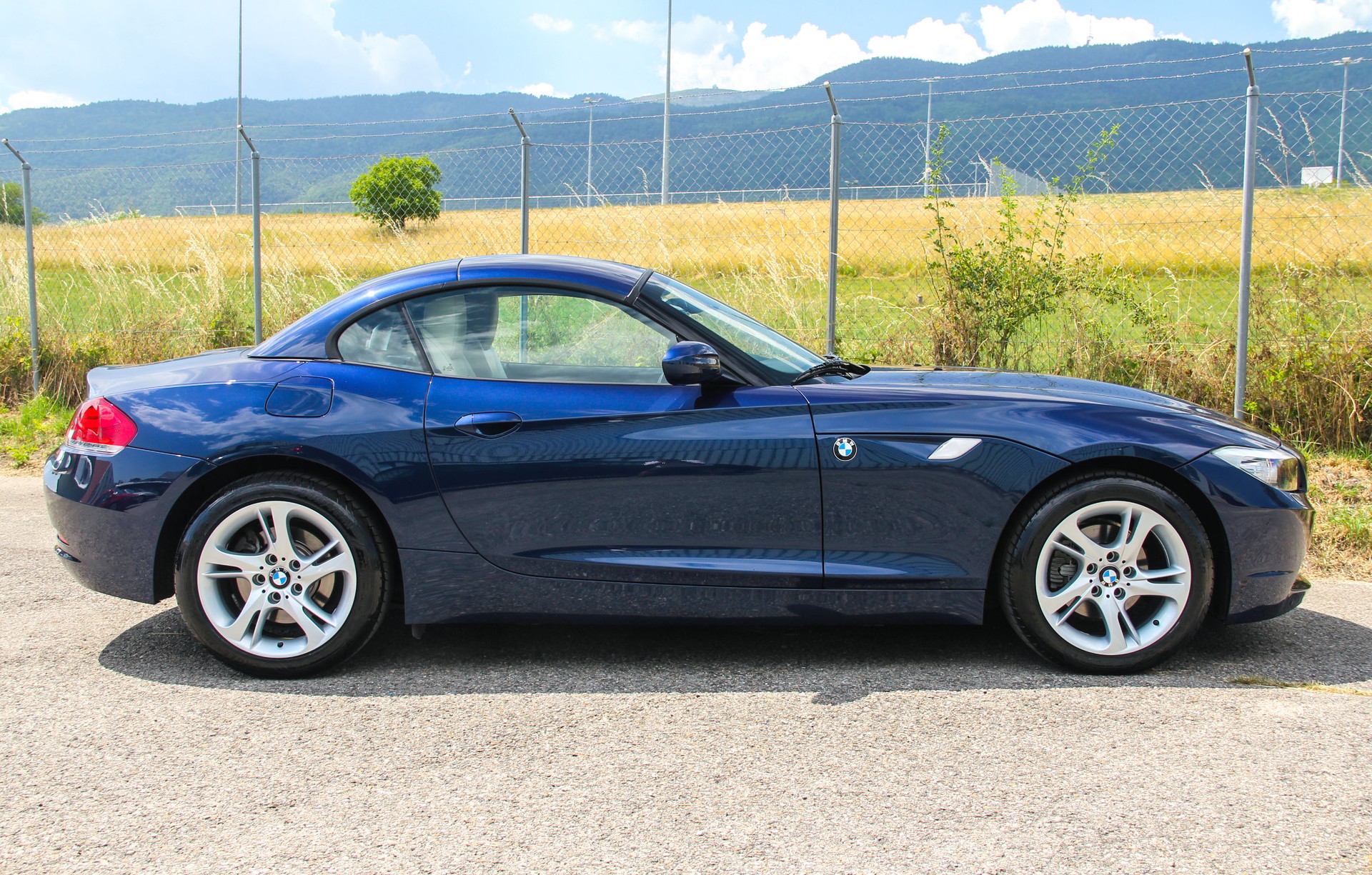 BMW Z4 sDrive23i 🇩🇪 ⭐⭐⭐⭐⭐-image-25