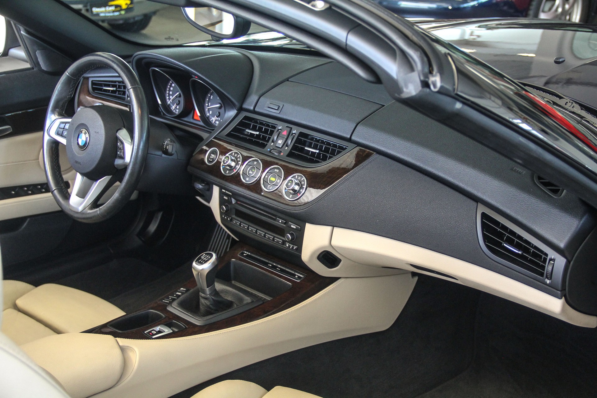 BMW Z4 sDrive23i 🇩🇪 ⭐⭐⭐⭐⭐-image-7