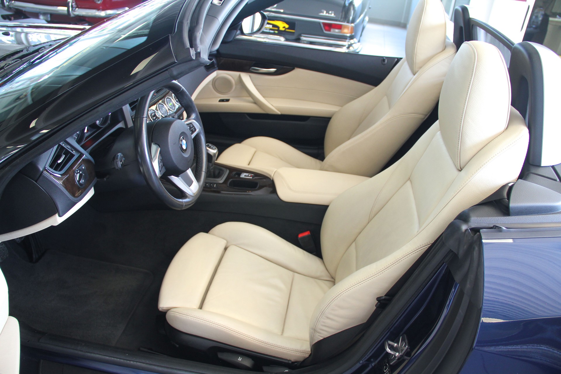 BMW Z4 sDrive23i 🇩🇪 ⭐⭐⭐⭐⭐-image-5