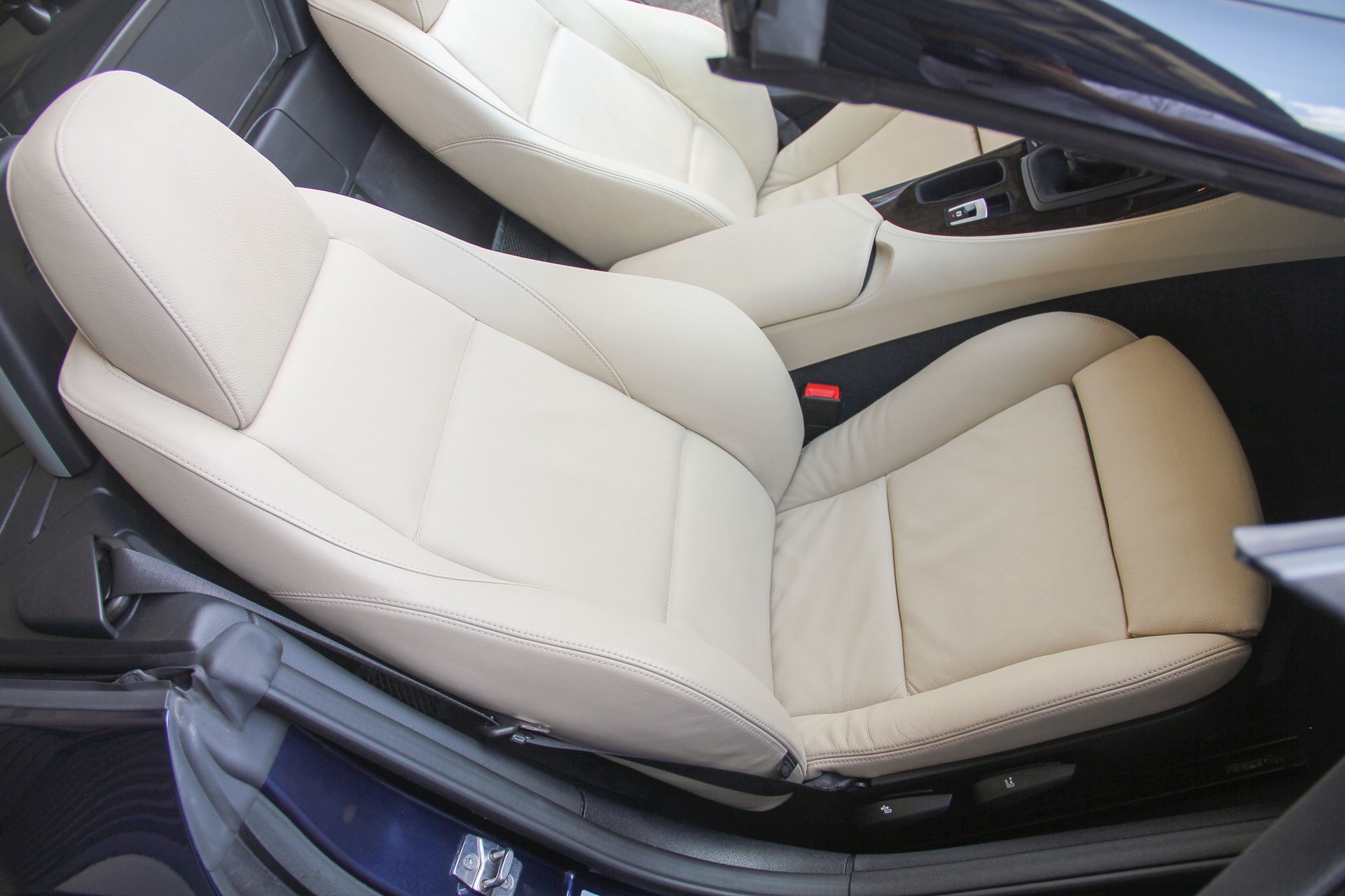 BMW Z4 sDrive23i 🇩🇪 ⭐⭐⭐⭐⭐-image-9