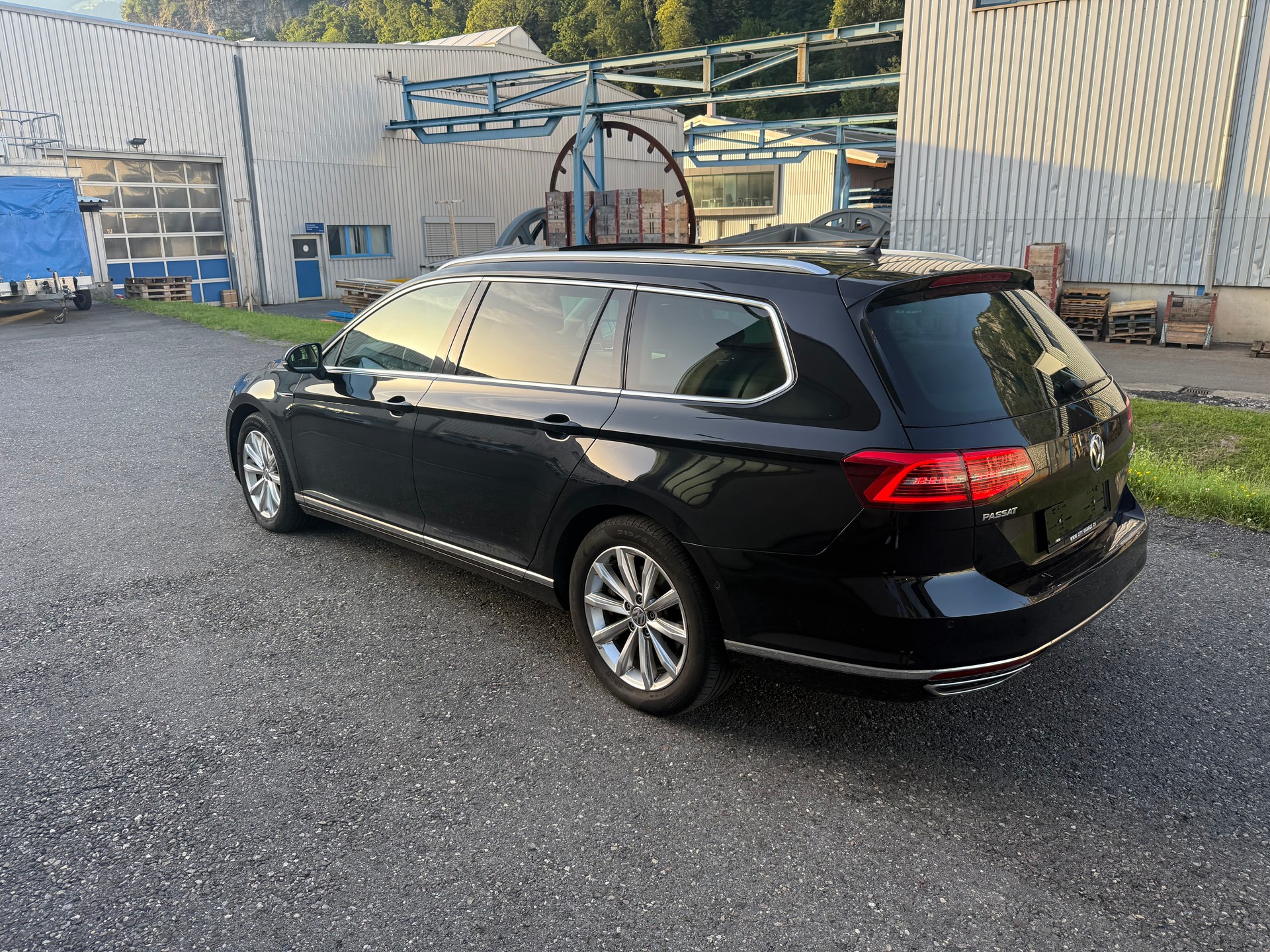 VW Passat Variant 2.0 TDI BMT High. DSG 4Motion-image-20
