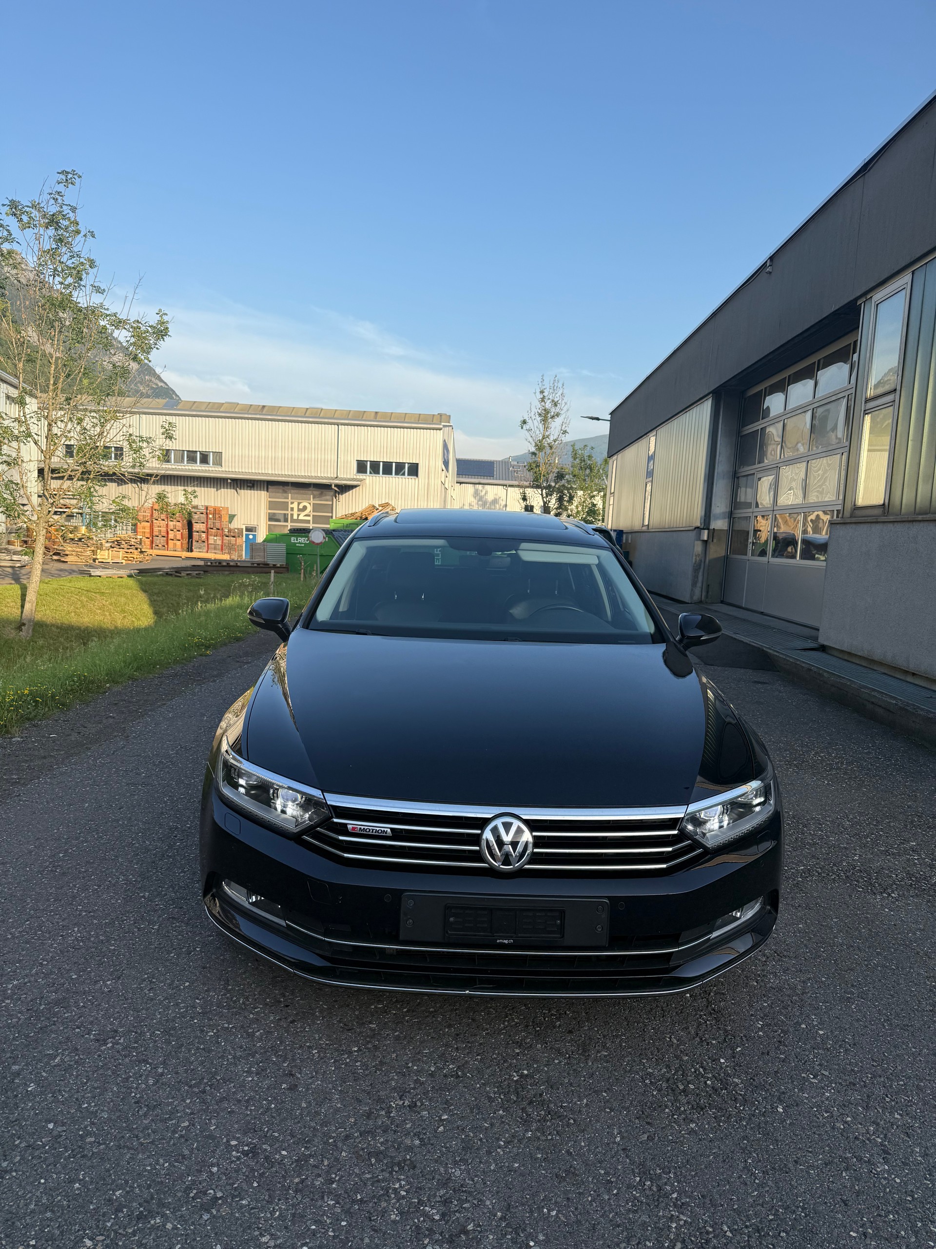 VW Passat Variant 2.0 TDI BMT High. DSG 4Motion-image-4