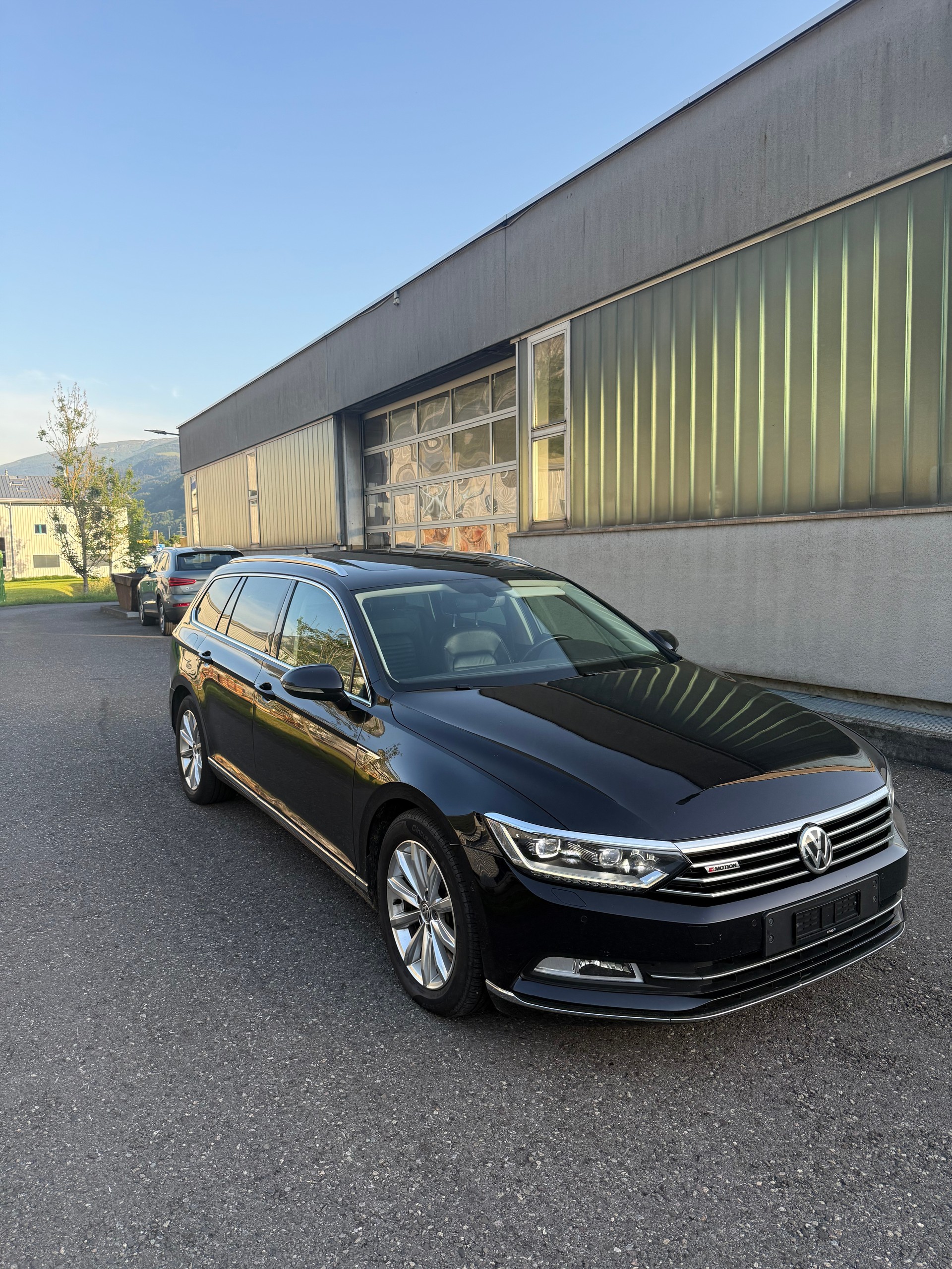 VW Passat Variant 2.0 TDI BMT High. DSG 4Motion-image-6