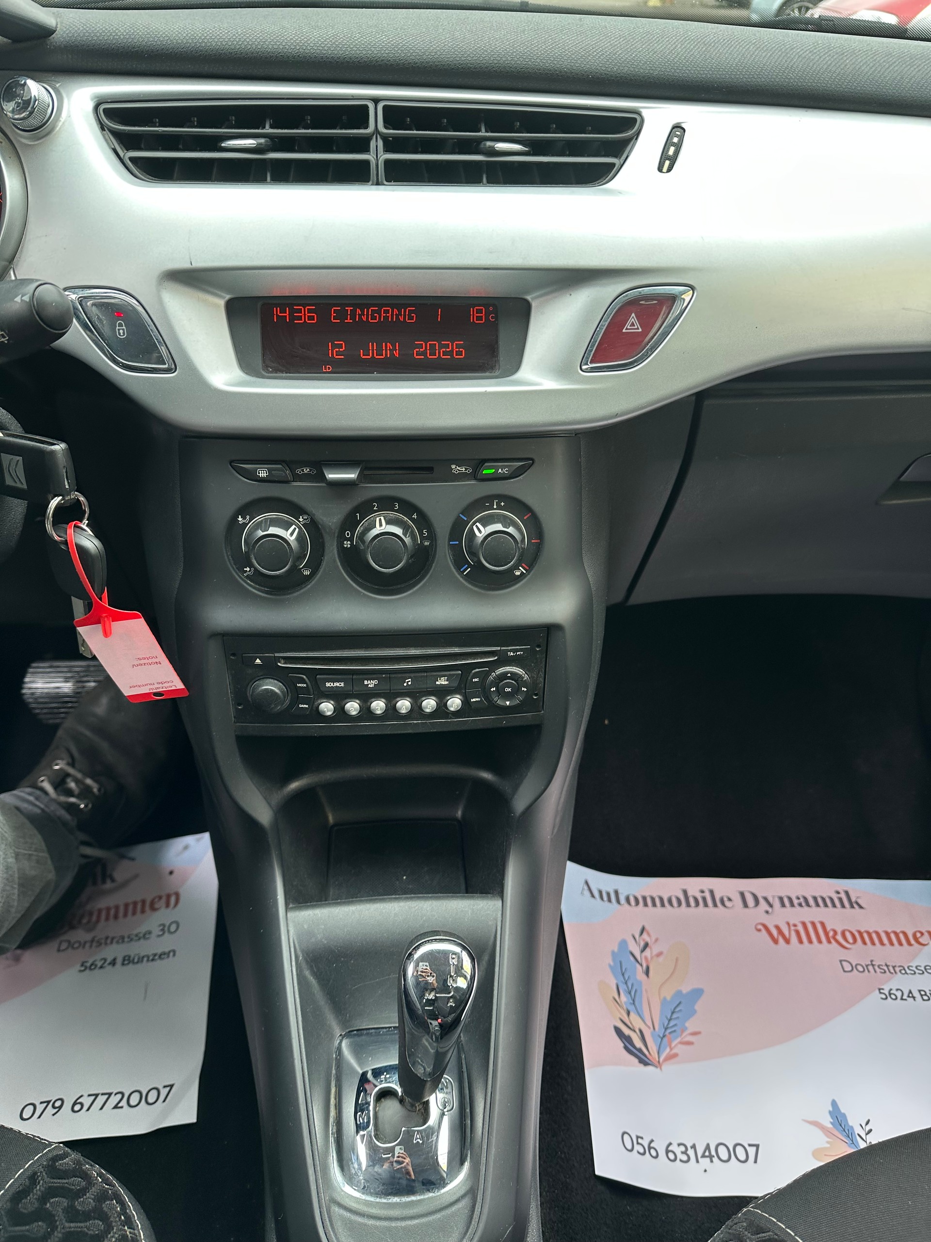 CITROEN C3 1.4i 16V Exclusive EGS5-image-7