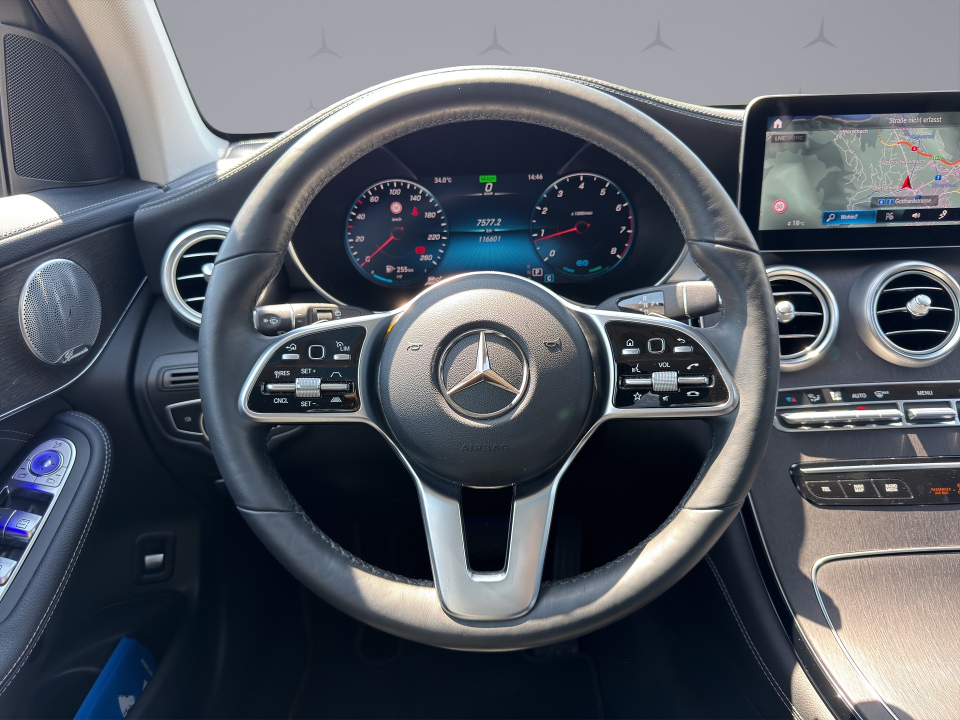 MERCEDES-BENZ GLC 300 4m-image-9