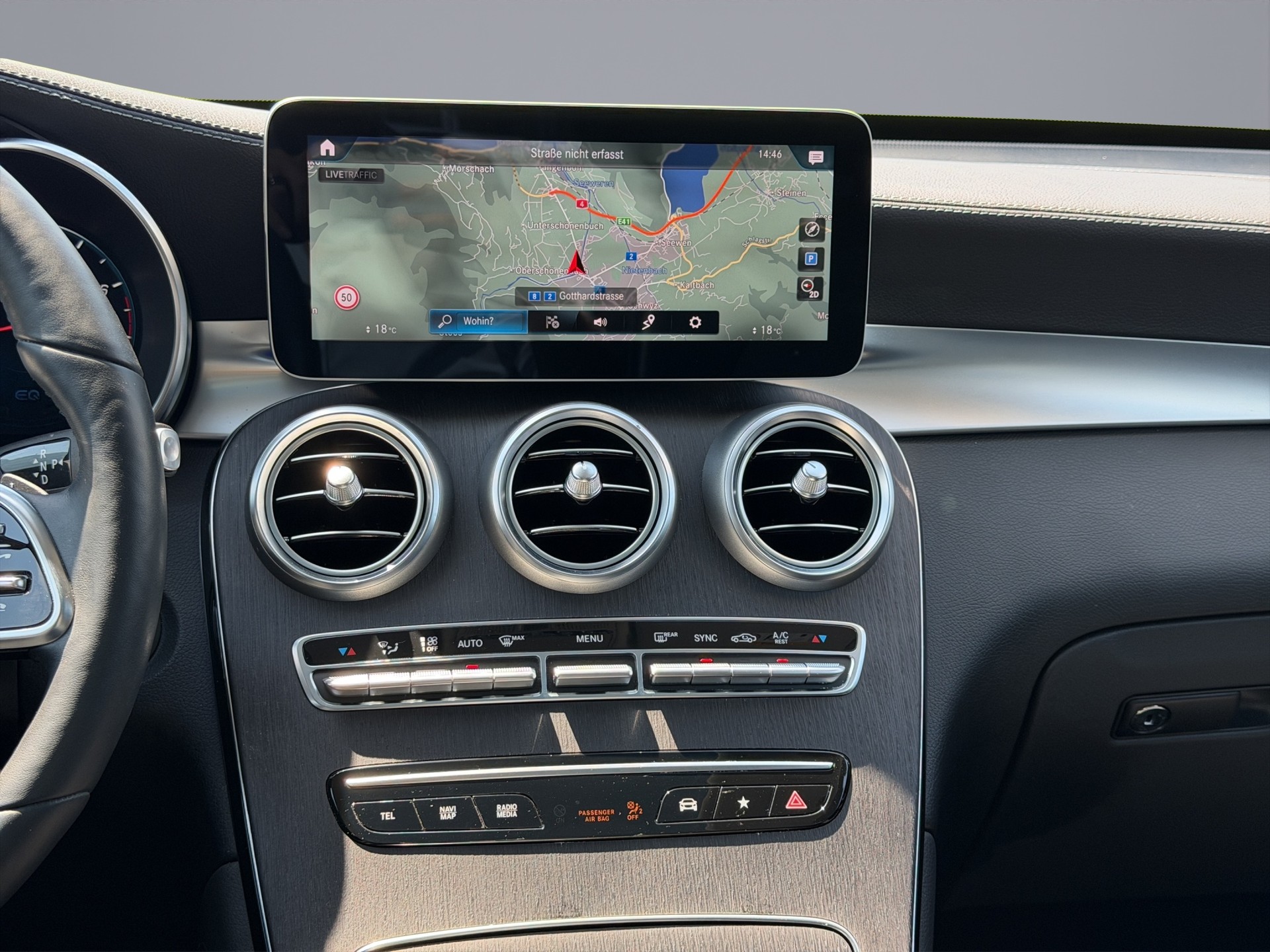MERCEDES-BENZ GLC 300 4m-image-11