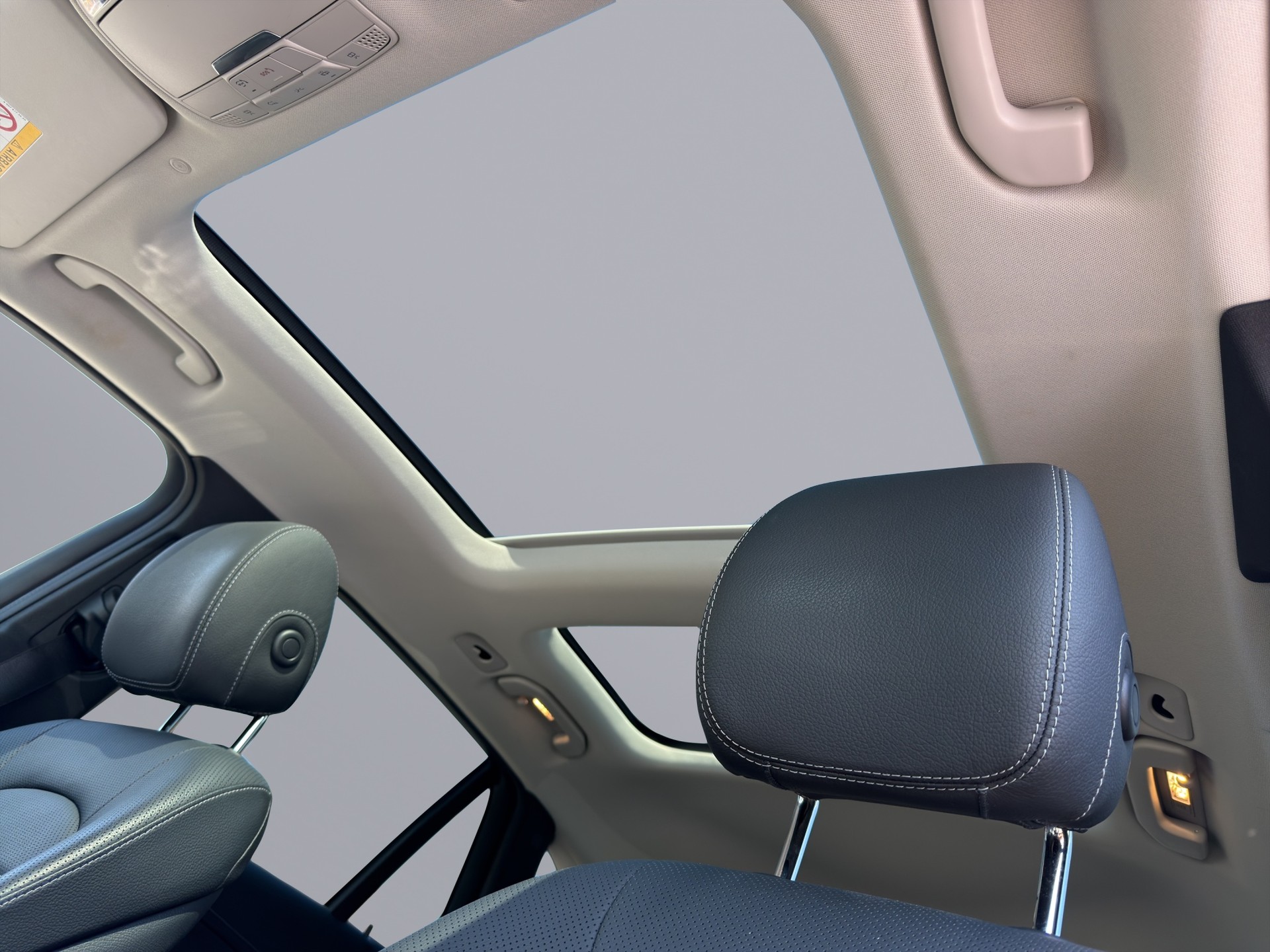MERCEDES-BENZ GLC 300 4m-image-17