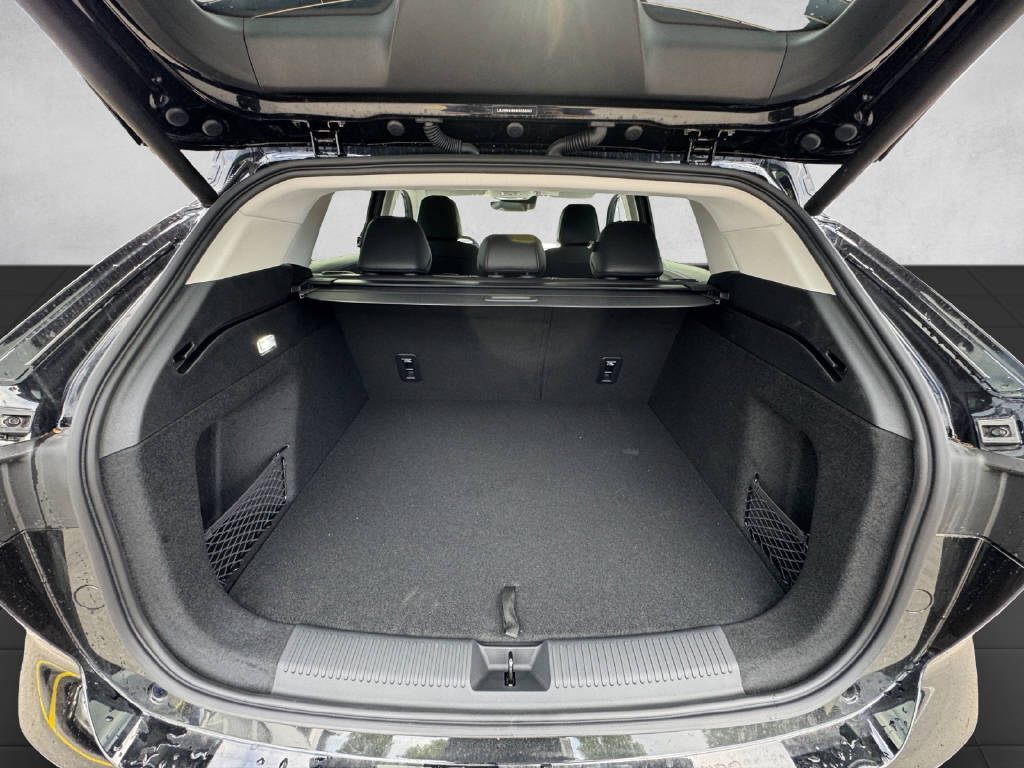 MG HS 1.5 Hybrid+ Luxury-image-5