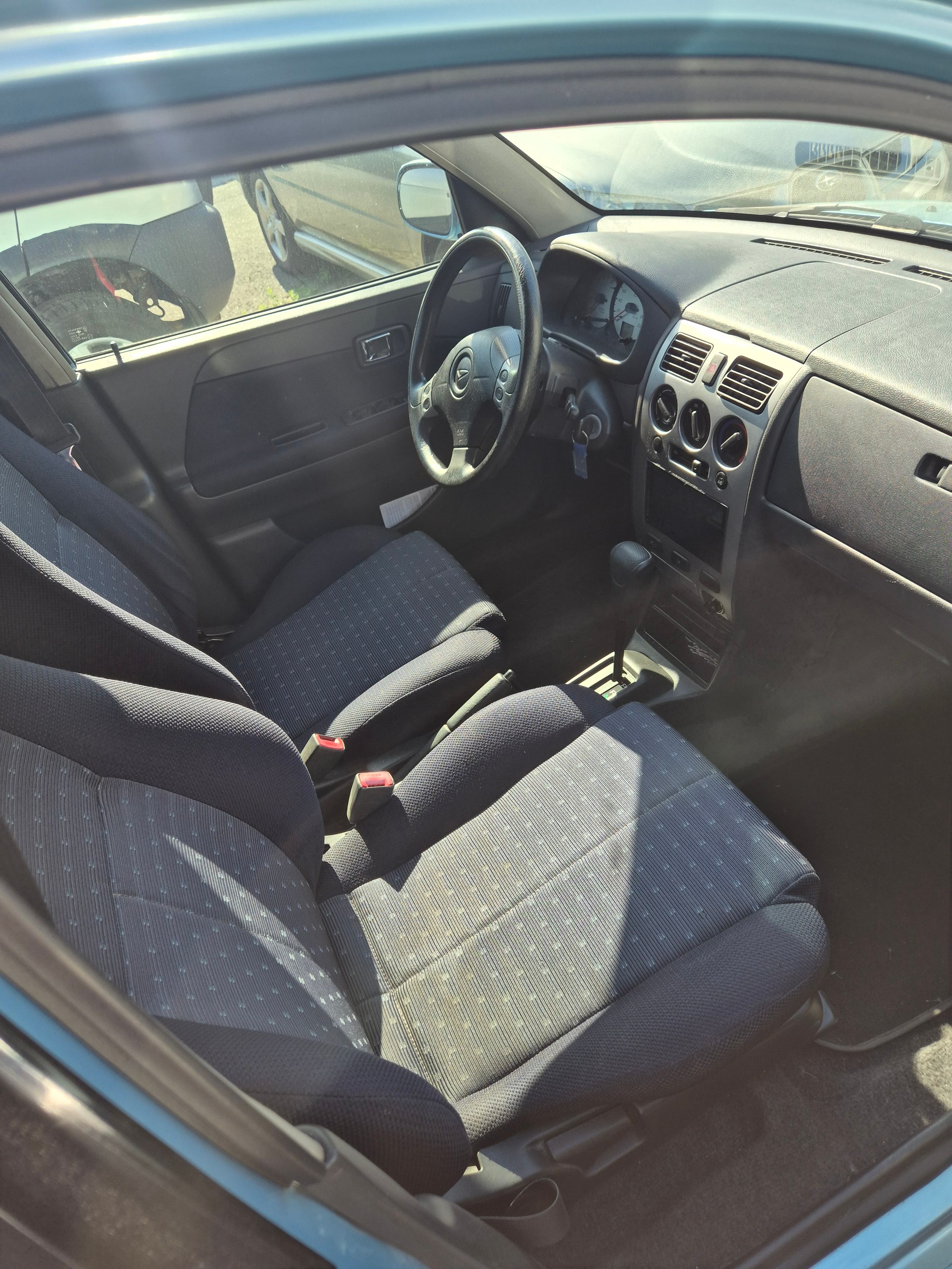DAIHATSU Sirion 1.3 4x4 V-Line-image-14