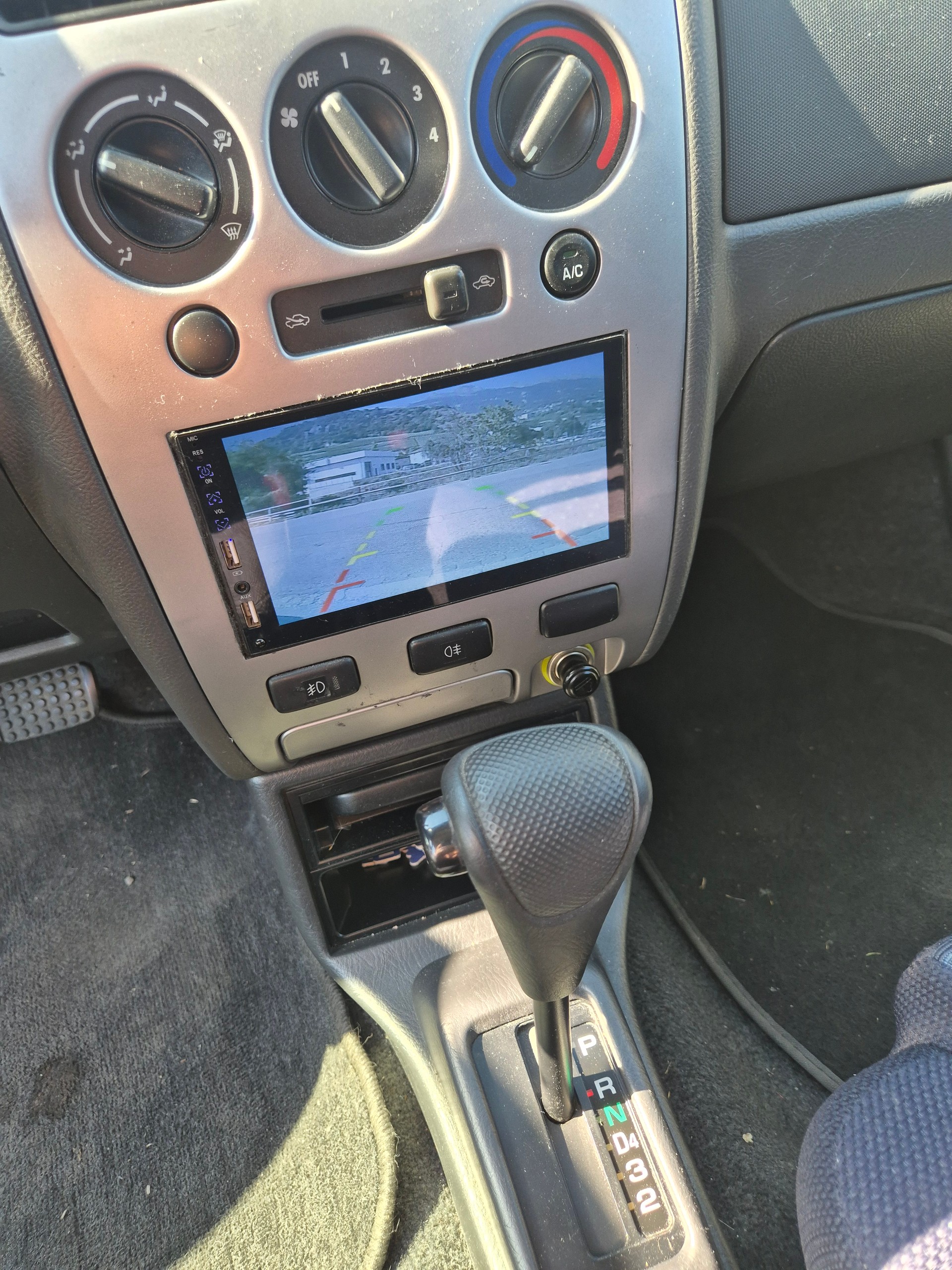 DAIHATSU Sirion 1.3 4x4 V-Line-image-1