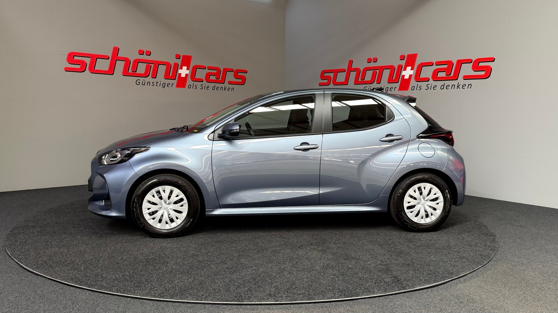 TOYOTA NEW Yaris 1.5 Comfort e-CVT-image-2