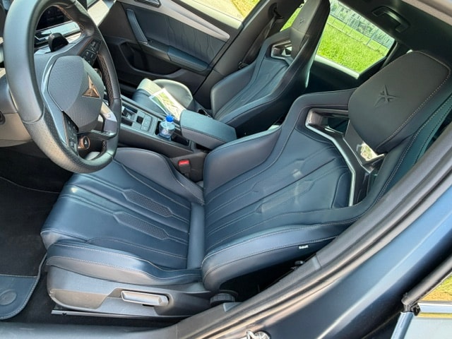 CUPRA 2.0 TSI 370 VZ CUP 4Drive DSG-image-4
