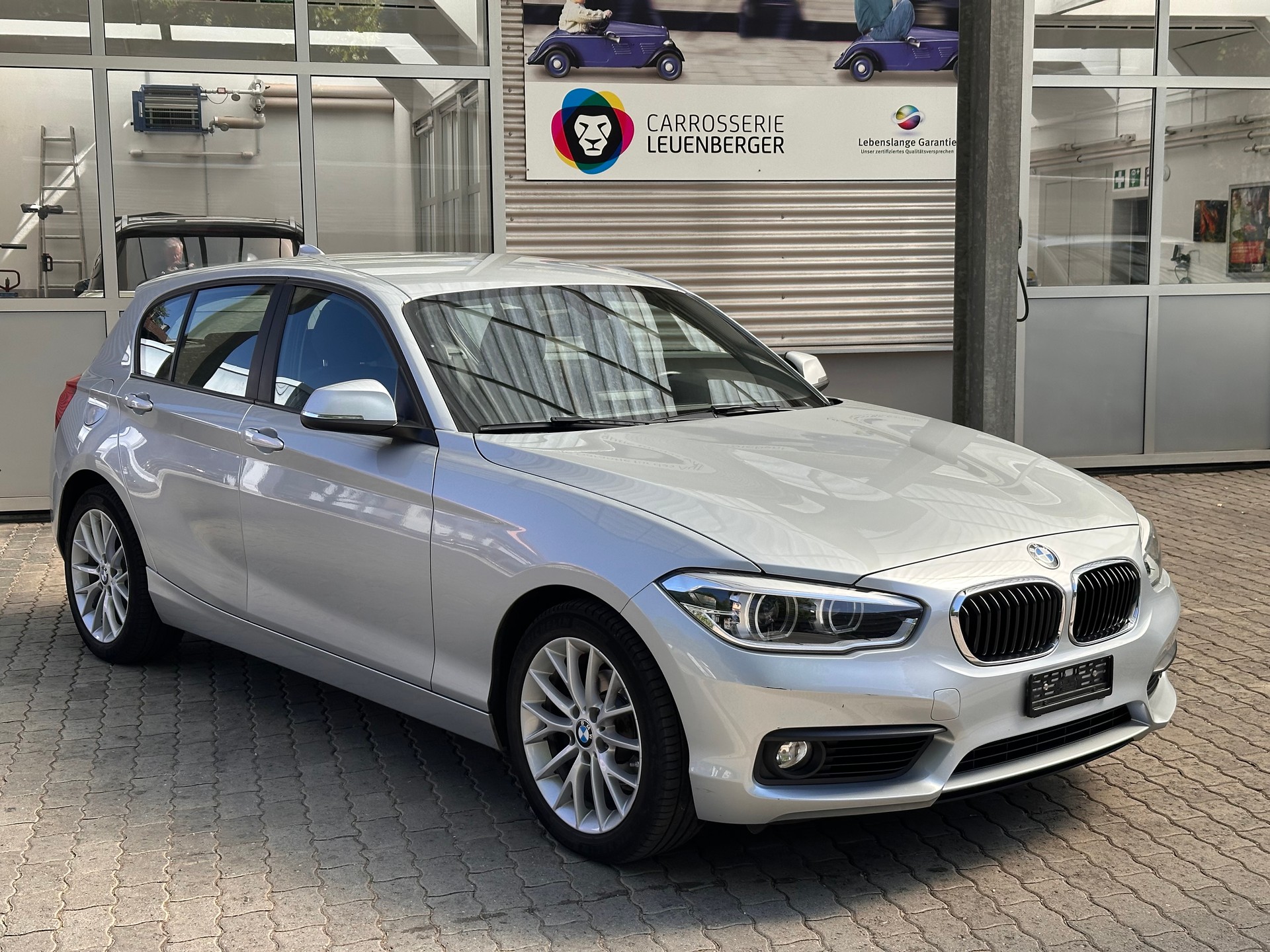 BMW 118d-image-0