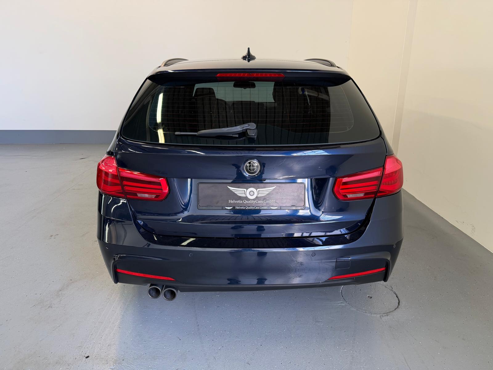 BMW 320d Touring Steptronic-image-12