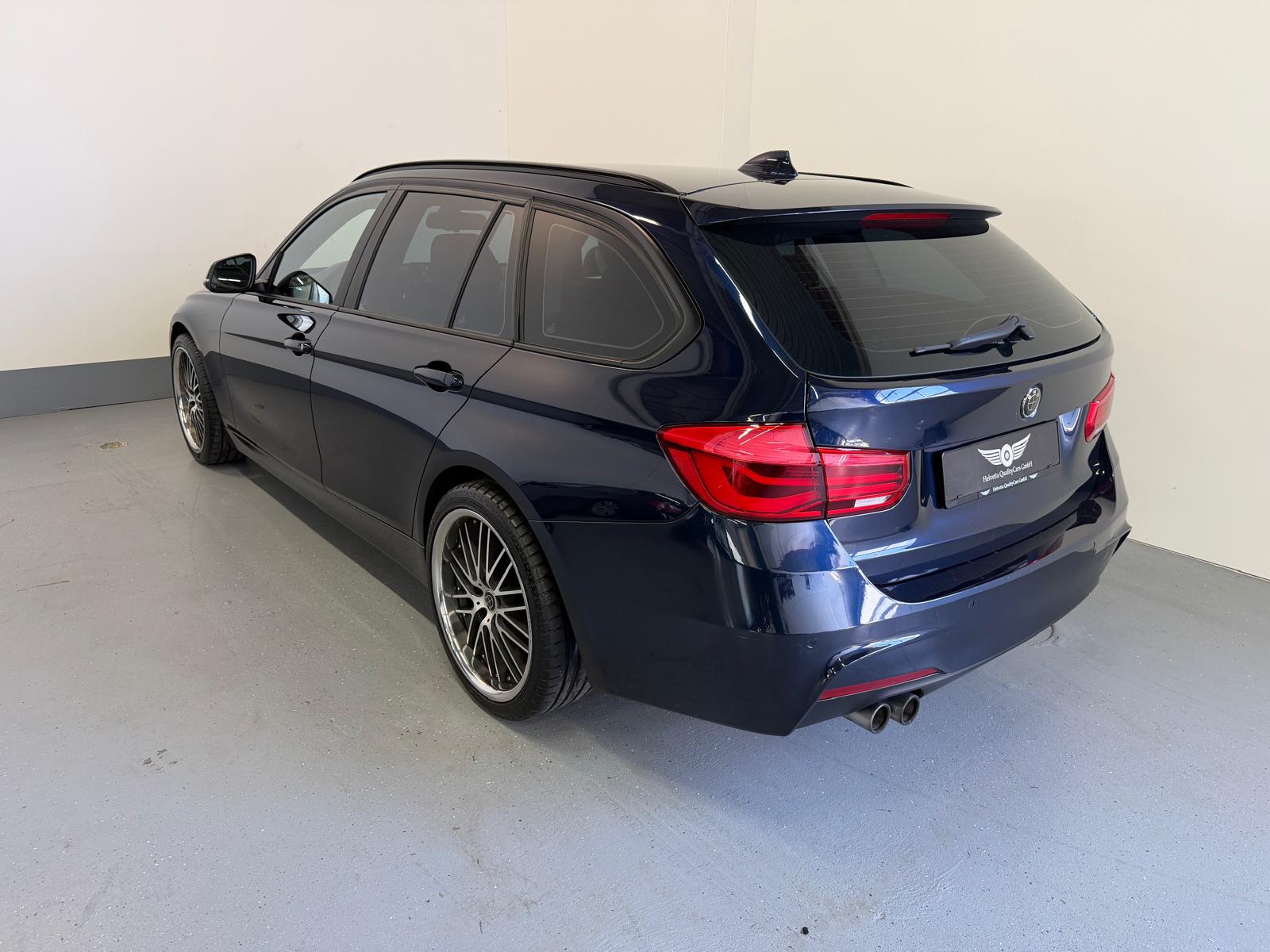 BMW 320d Touring Steptronic-image-10
