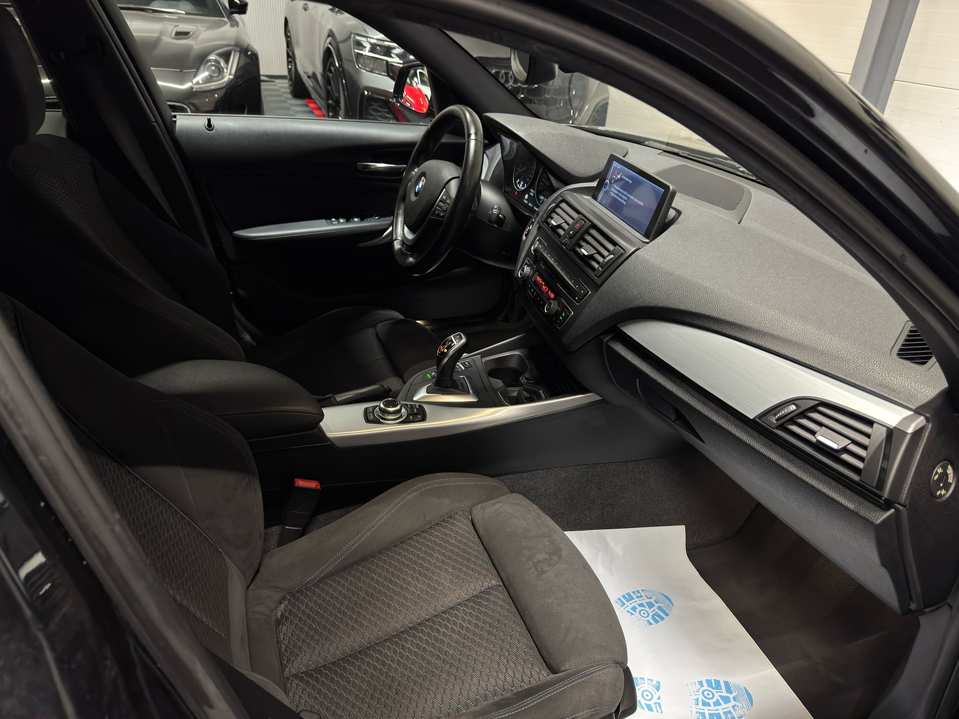 BMW M135i-image-10