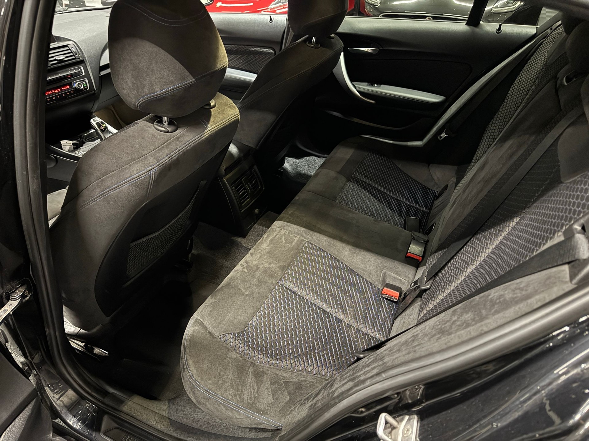 BMW M135i-image-13