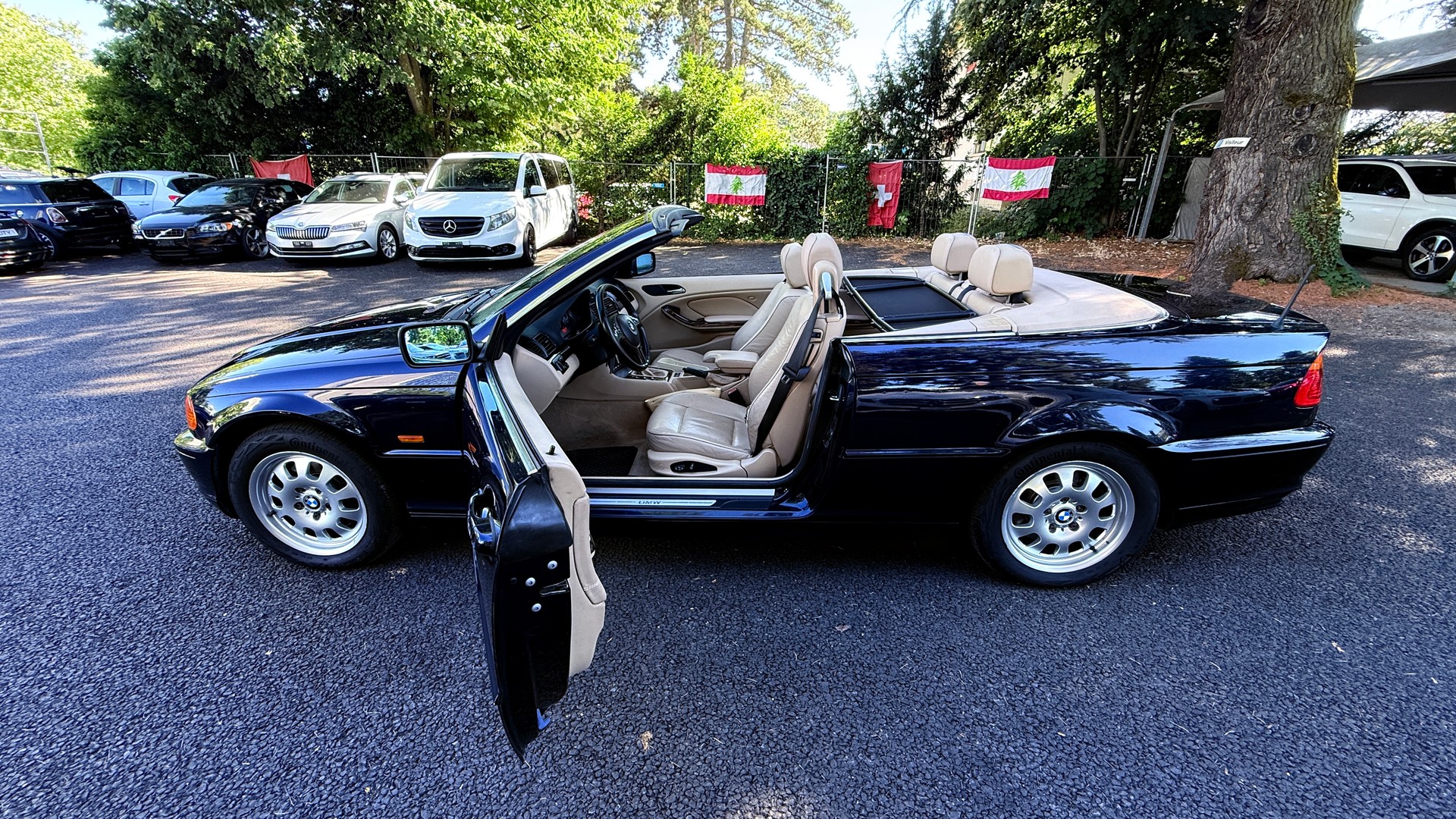 BMW 320Ci Cabriolet-image-14
