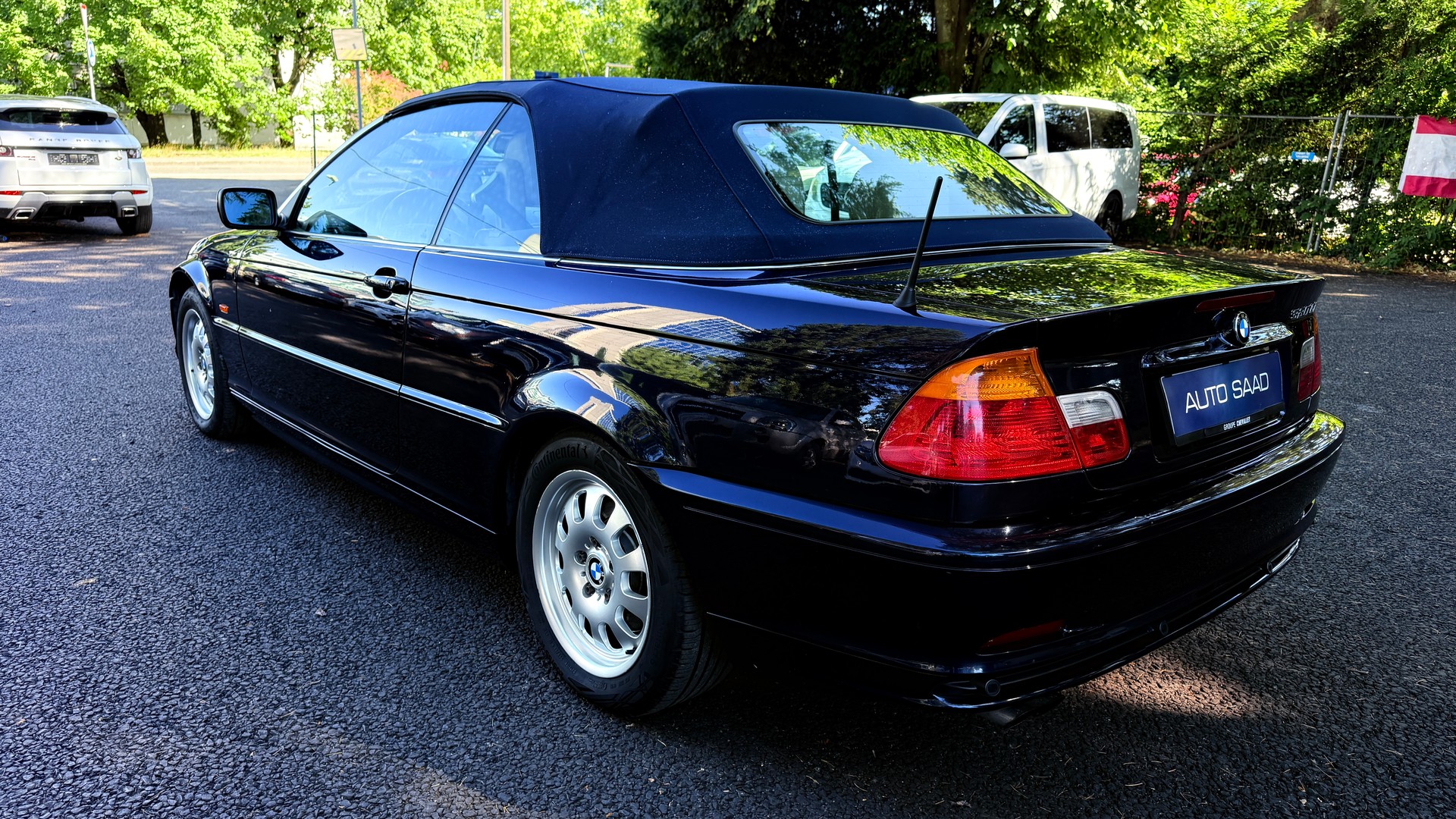 BMW 320Ci Cabriolet-image-5