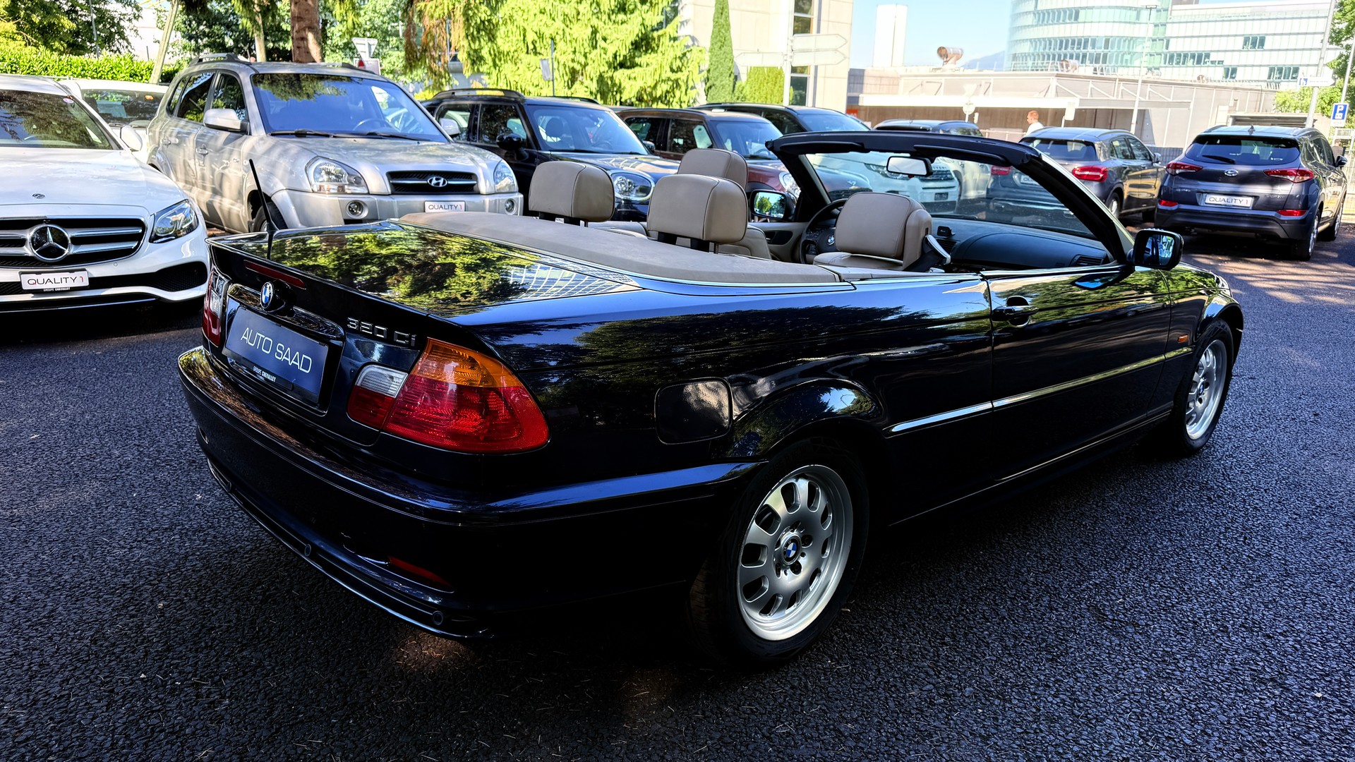 BMW 320Ci Cabriolet-image-10