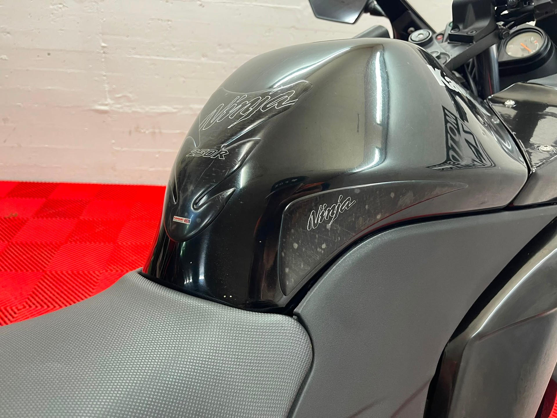 KAWASAKI Ninja 250 R-image-9