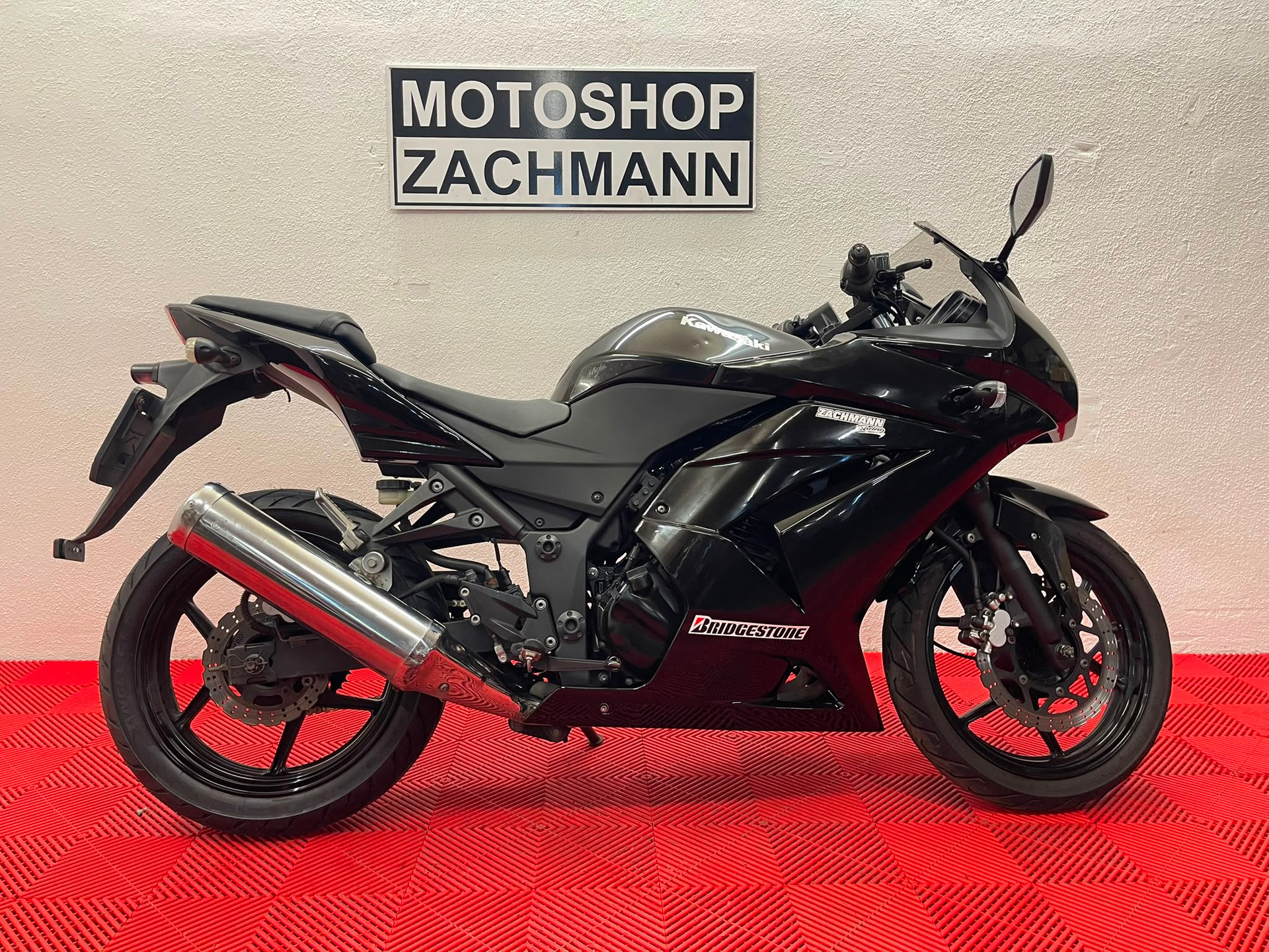 KAWASAKI Ninja 250 R