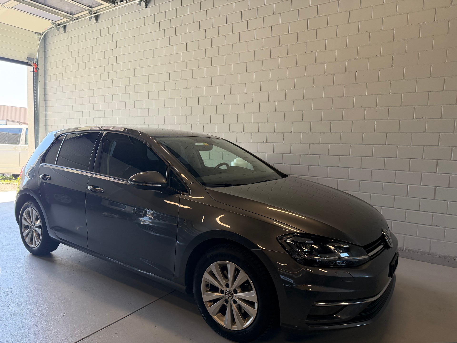 VW Golf 2.0 TDI Comfortline 4Motion DSG-image-0