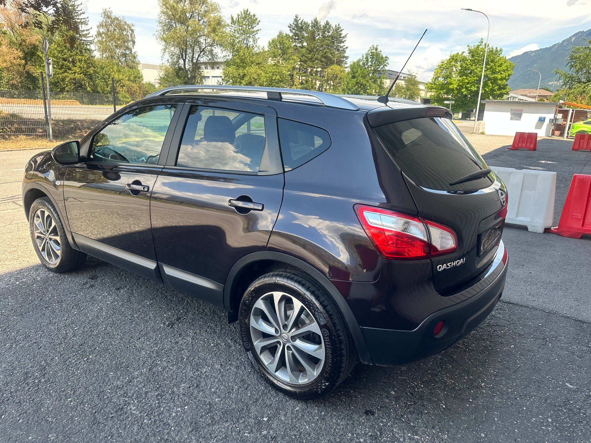 NISSAN Qashqai 2.0 4WD tekna-image-4