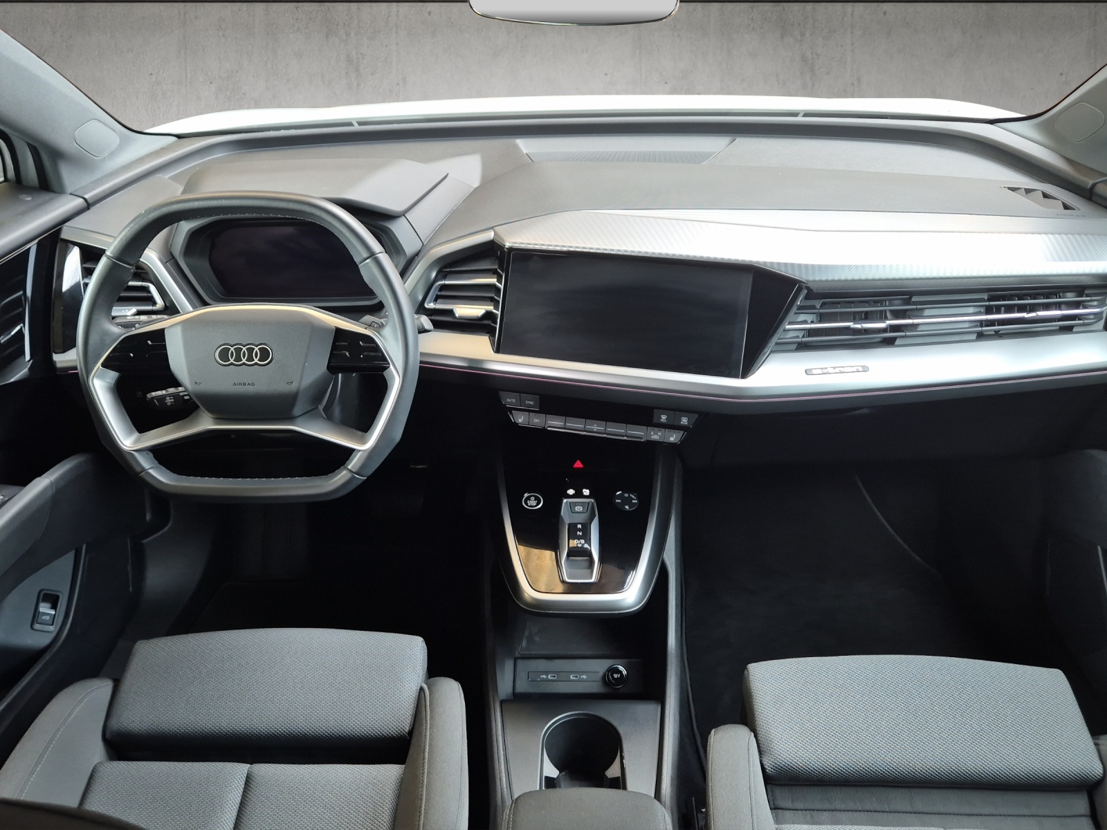 AUDI Q4 e-tron 35-image-12