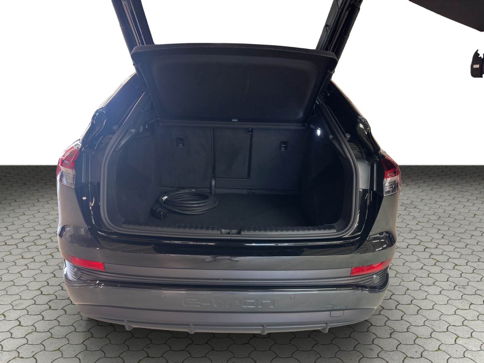 AUDI Q4 Sportback e-tron 50 quattro-image-13