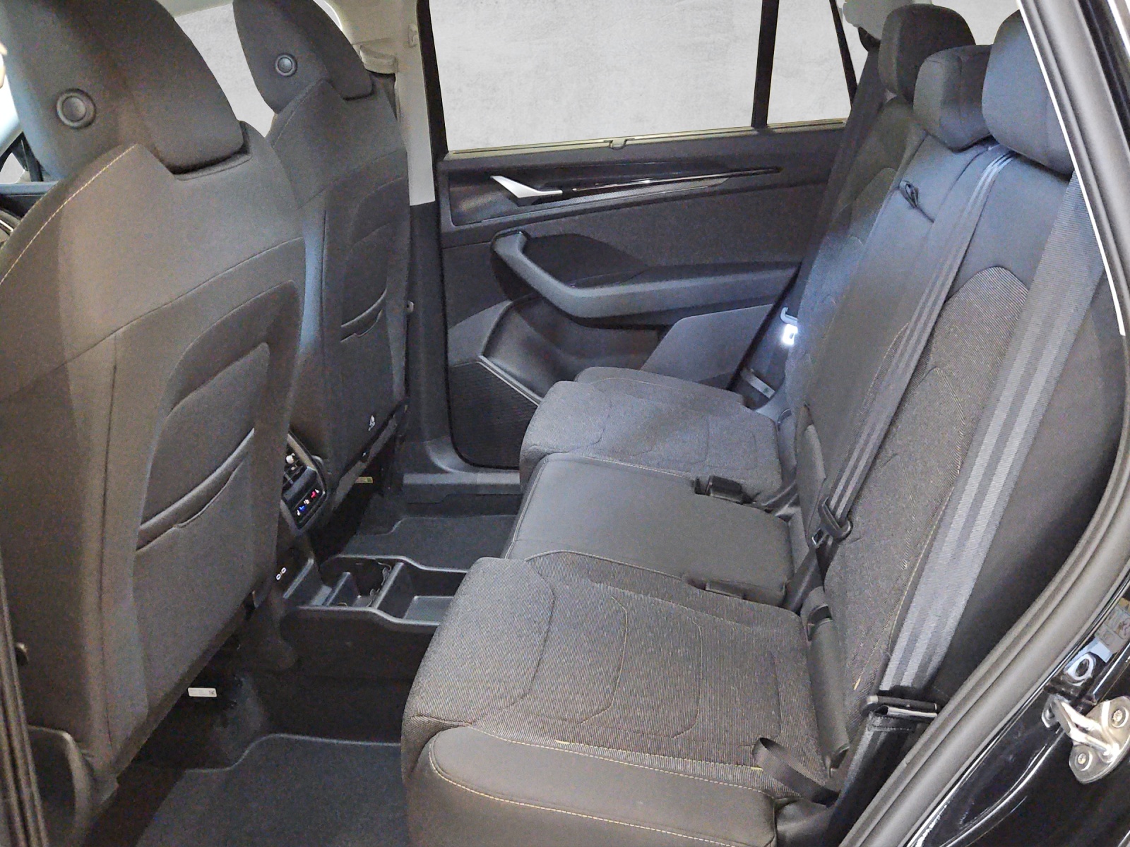 SKODA Kodiaq 2.0 TDI Dynamic 4x4-image-9