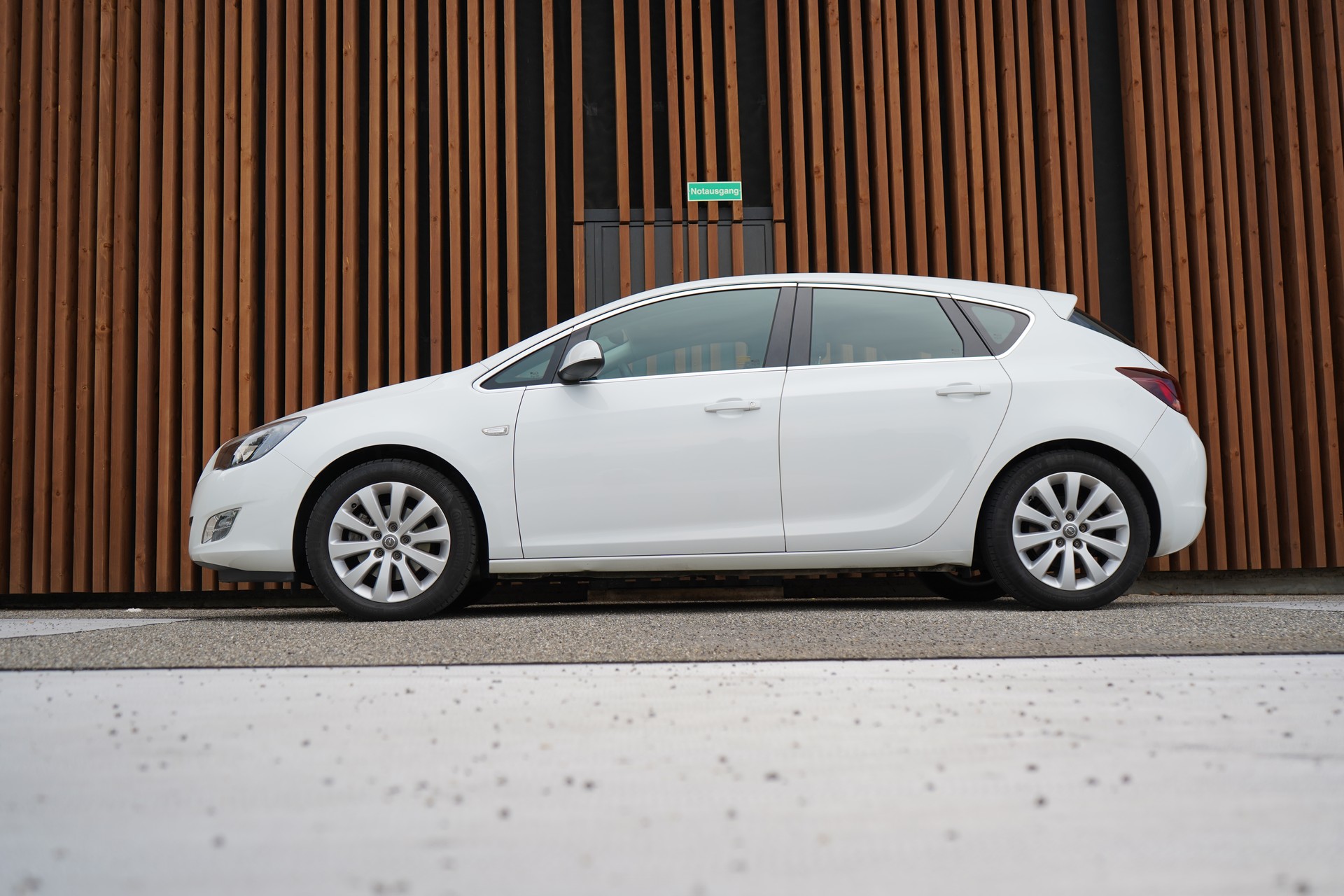 OPEL ASTRA 1.7 CDTi ECOFLEX ACTIVE EDITION l 130 PS-image-1