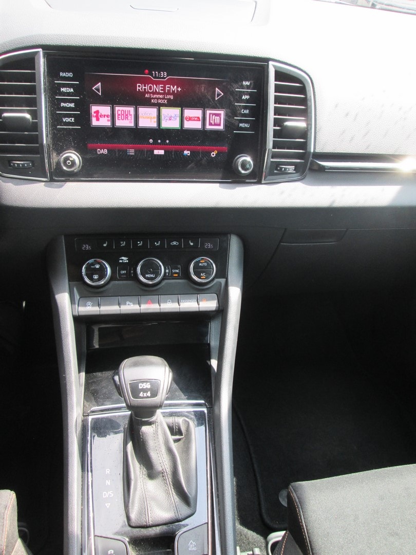 SKODA Karoq 1.5 TSI ACT Scout 4x4 DSG-image-8