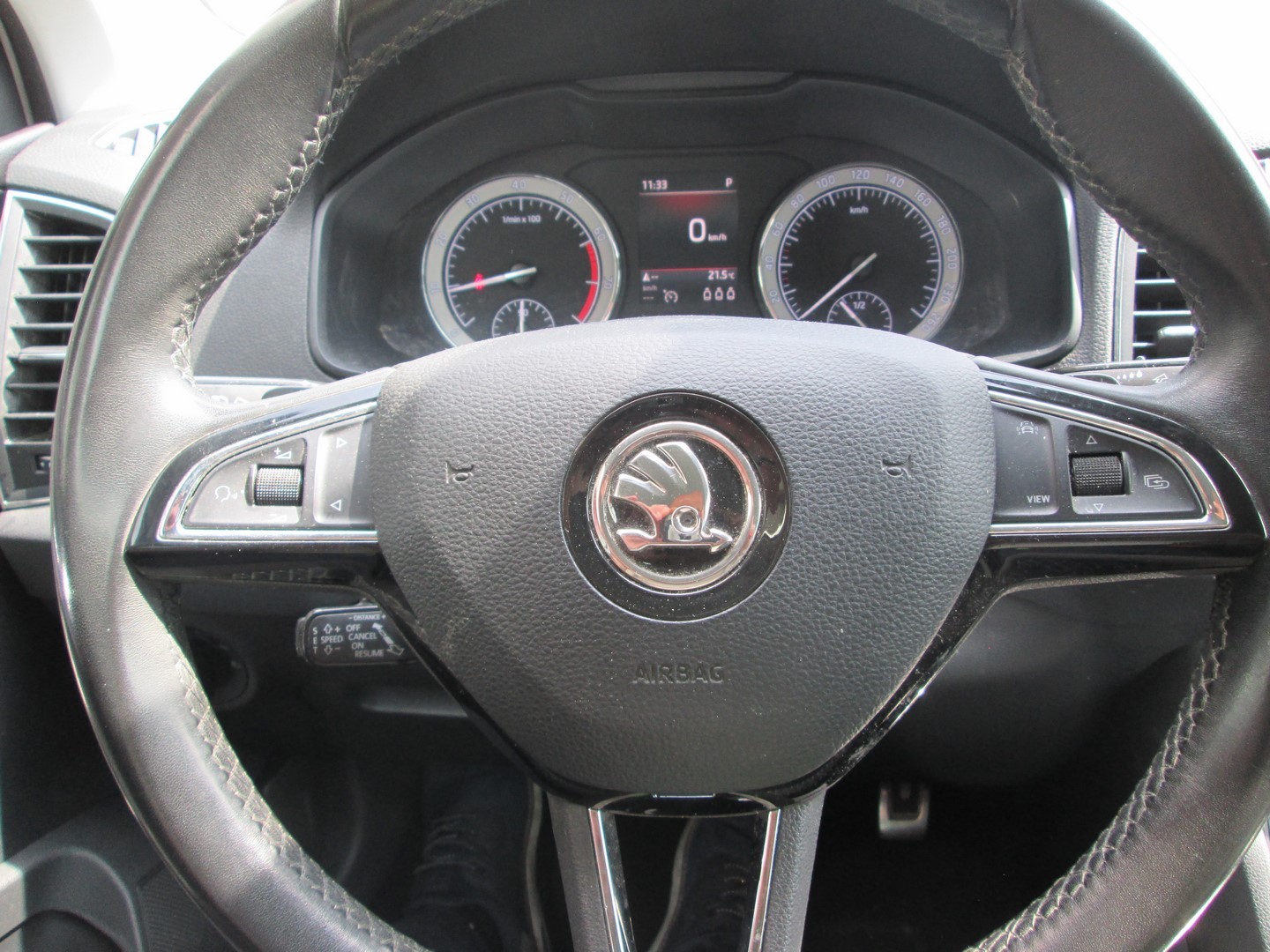 SKODA Karoq 1.5 TSI ACT Scout 4x4 DSG-image-9