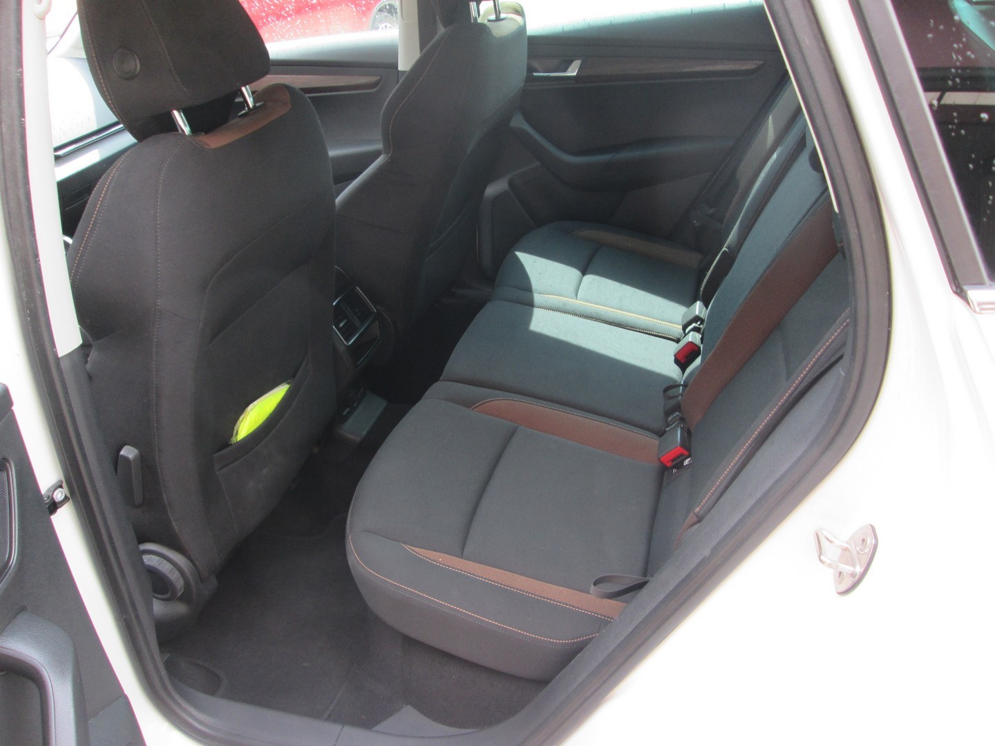 SKODA Karoq 1.5 TSI ACT Scout 4x4 DSG-image-5