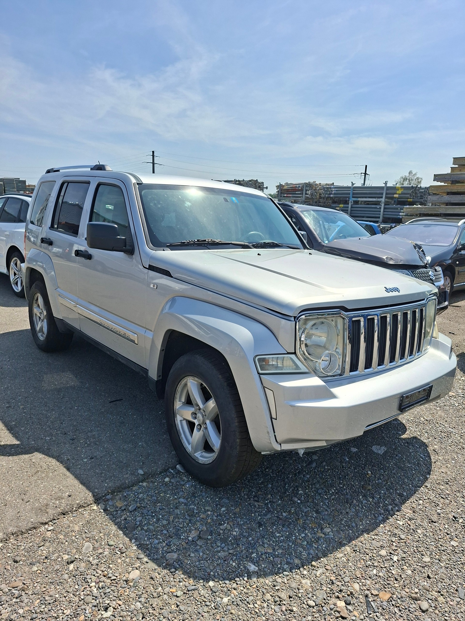 JEEP Cherokee 2.8 CRD Limited Automatic-image-5